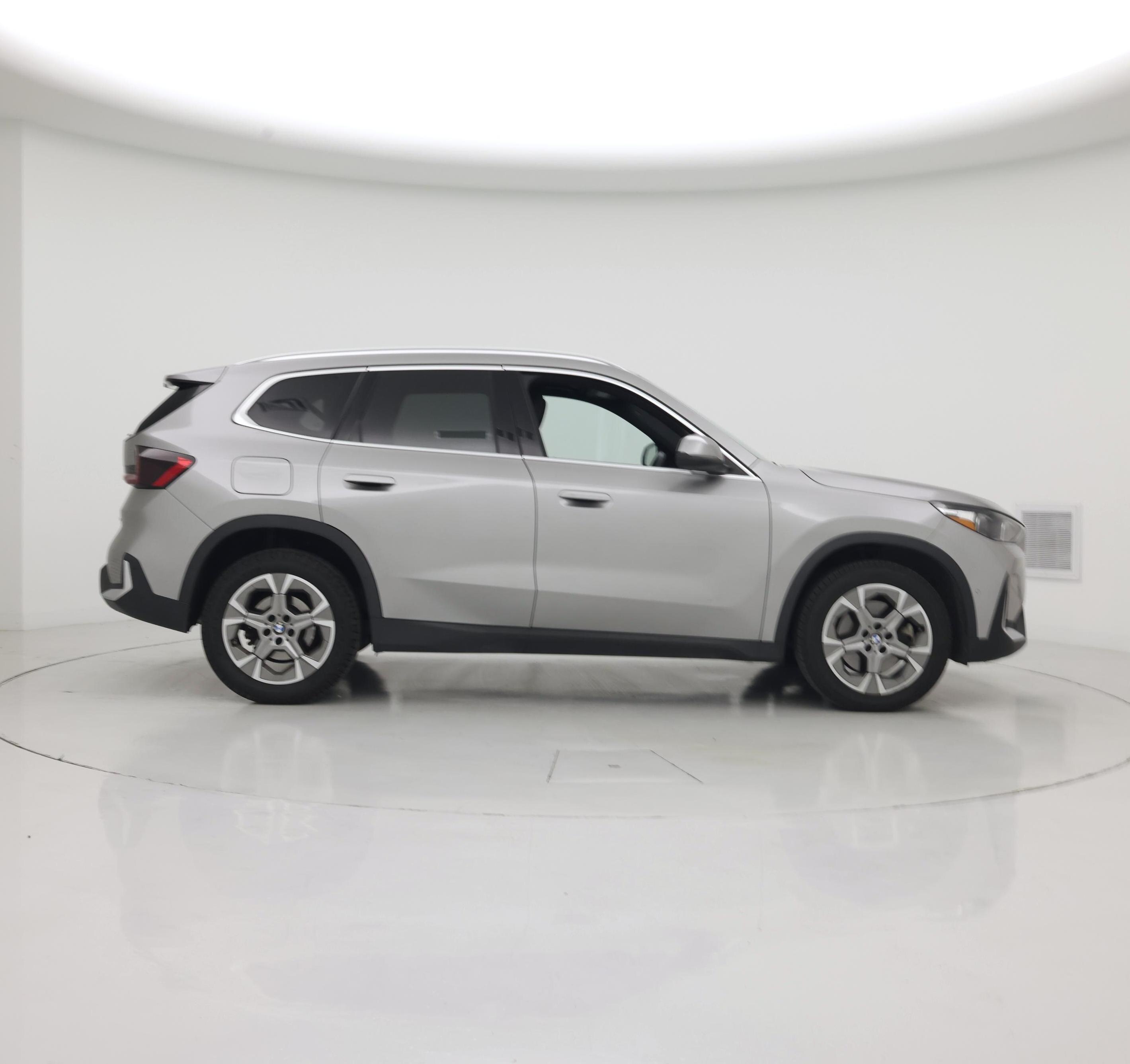 Thumbnail: 2023 BMW X1 - 7