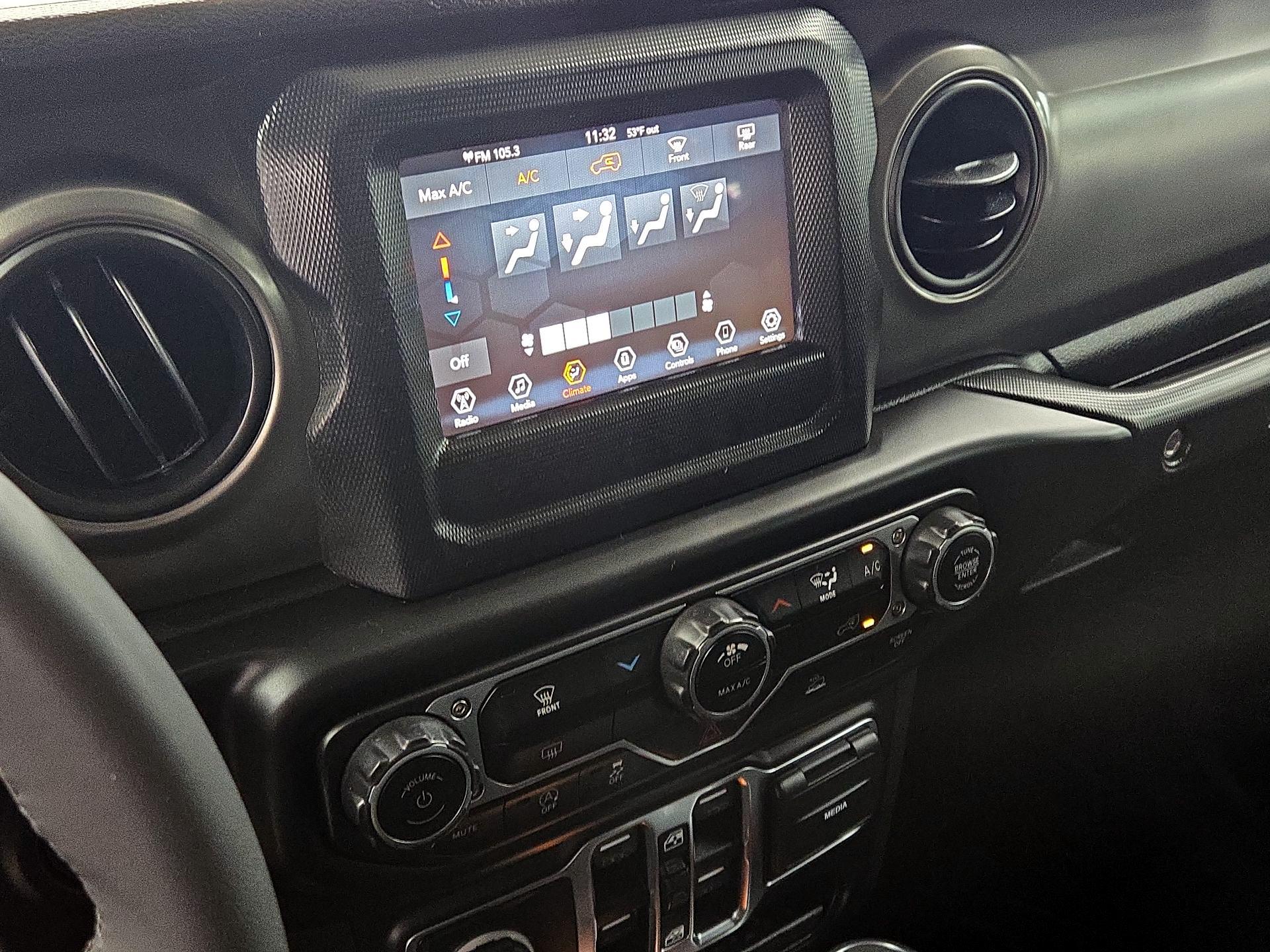 Thumbnail: 2023 Jeep Wrangler - 16