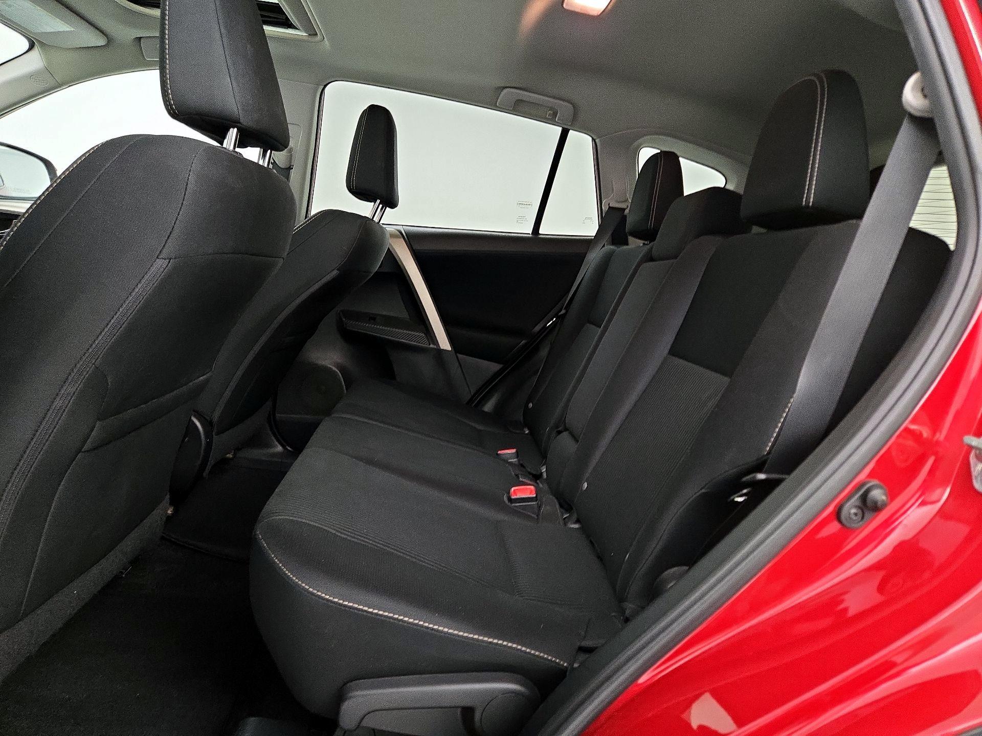 Thumbnail: 2014 Toyota RAV4 - 20