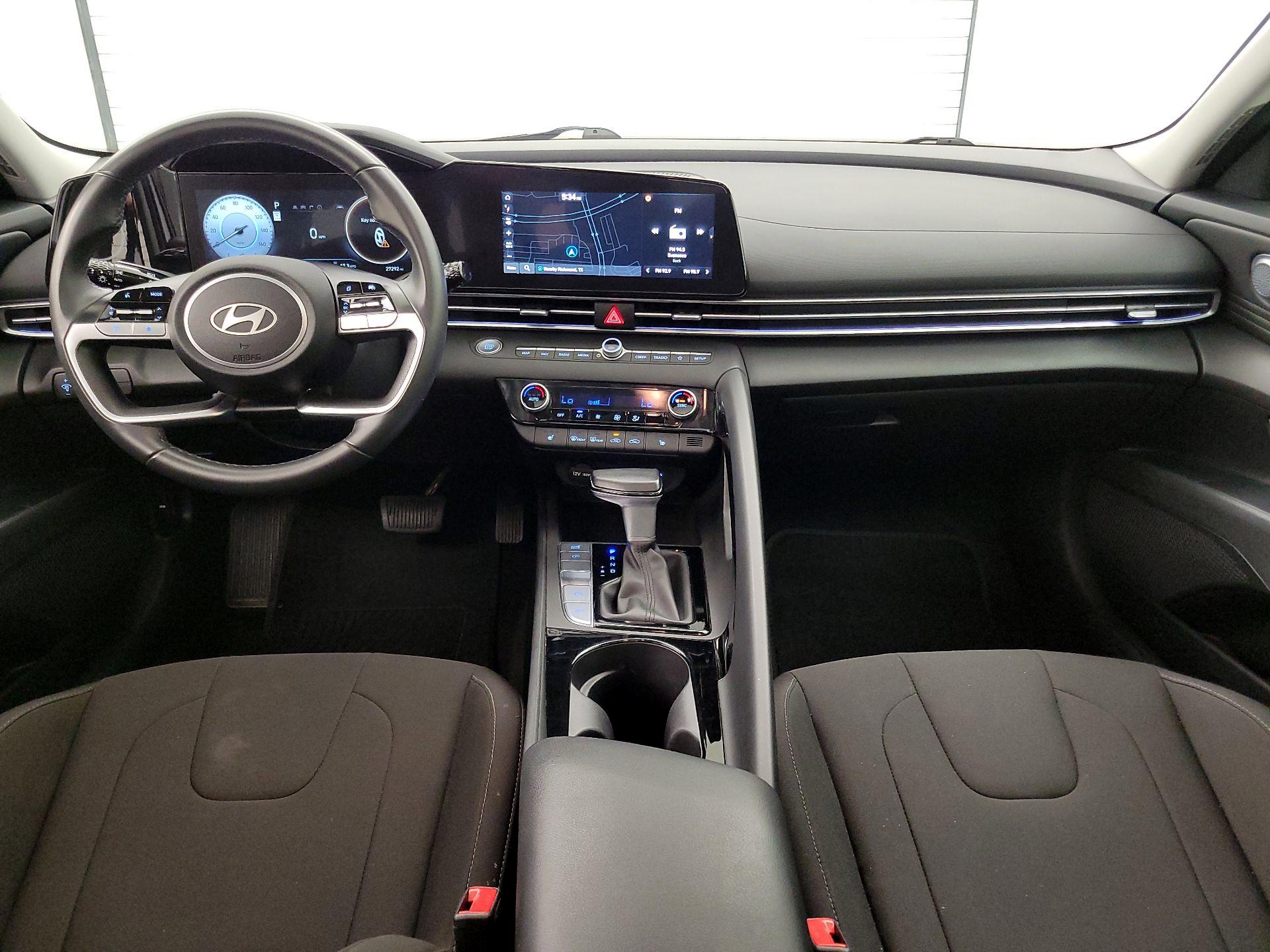 Thumbnail: 2025 Hyundai Elantra - 9