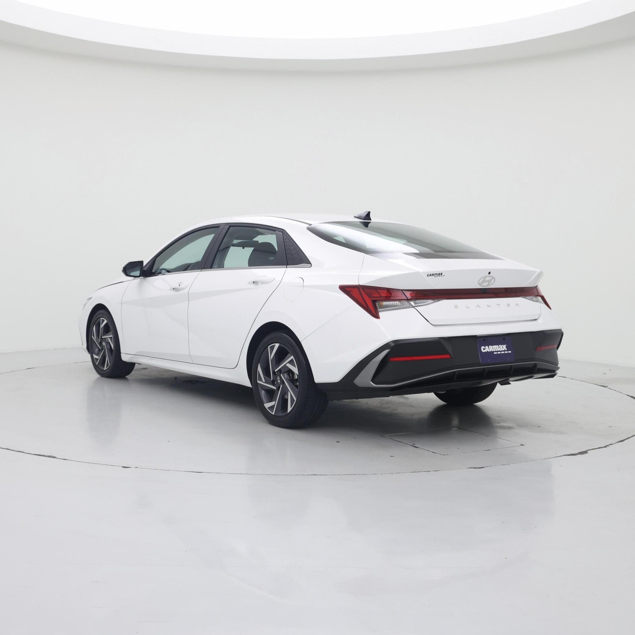 Thumbnail: 2025 Hyundai Elantra - 2