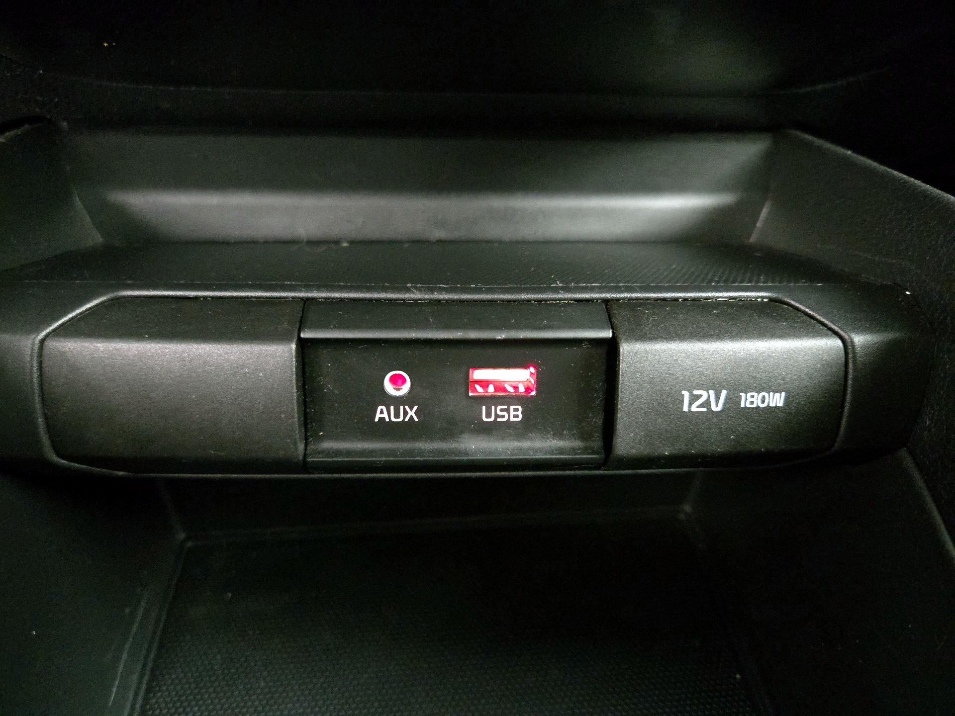 Thumbnail: 2020 Kia Rio5 - 18