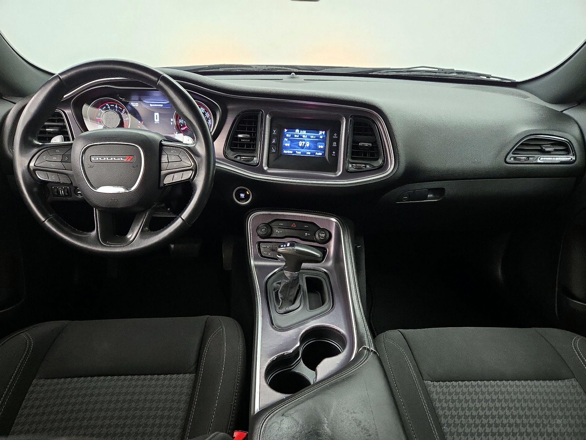 Thumbnail: 2015 Dodge Challenger - 9