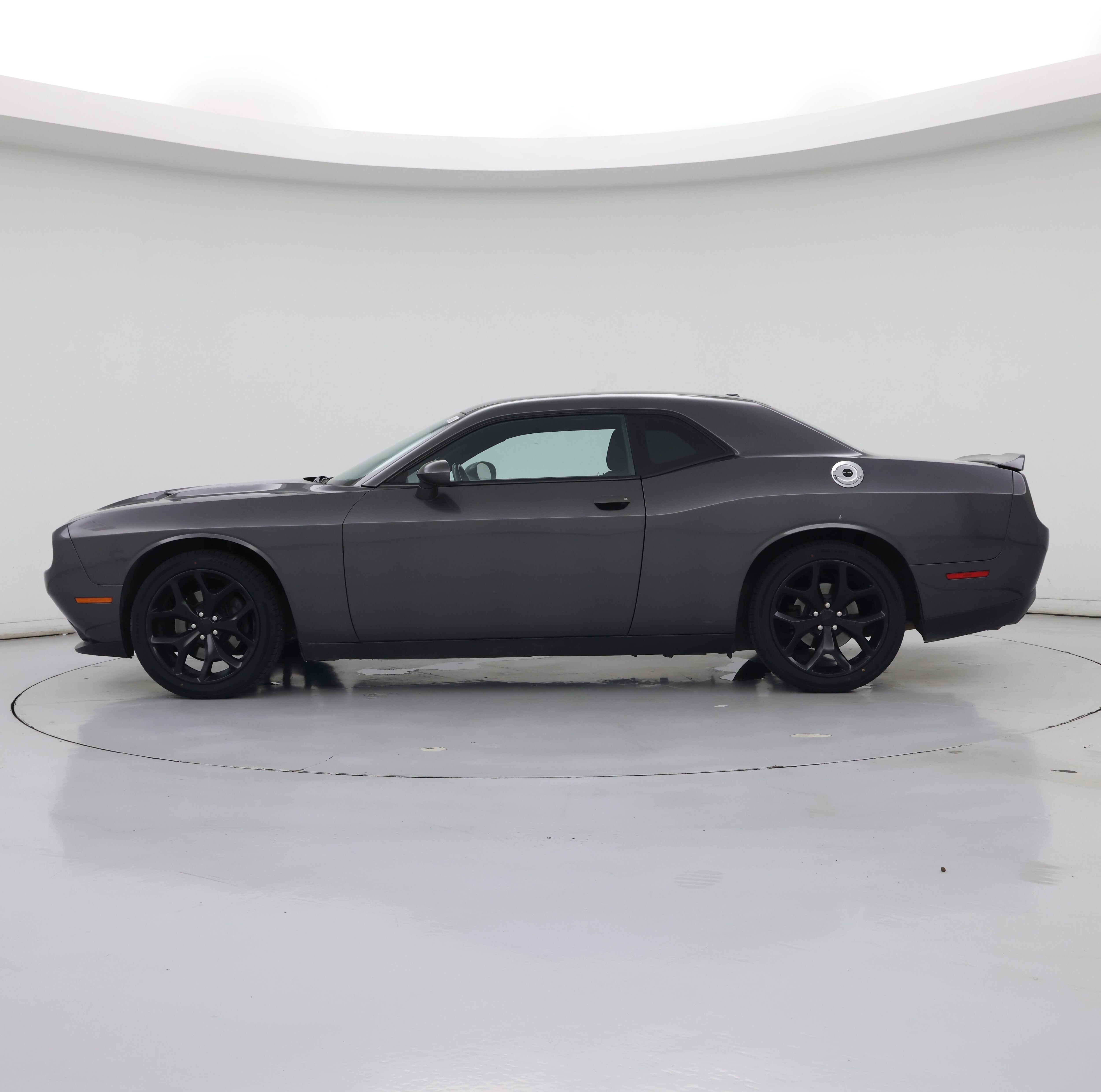 Thumbnail: 2015 Dodge Challenger - 3