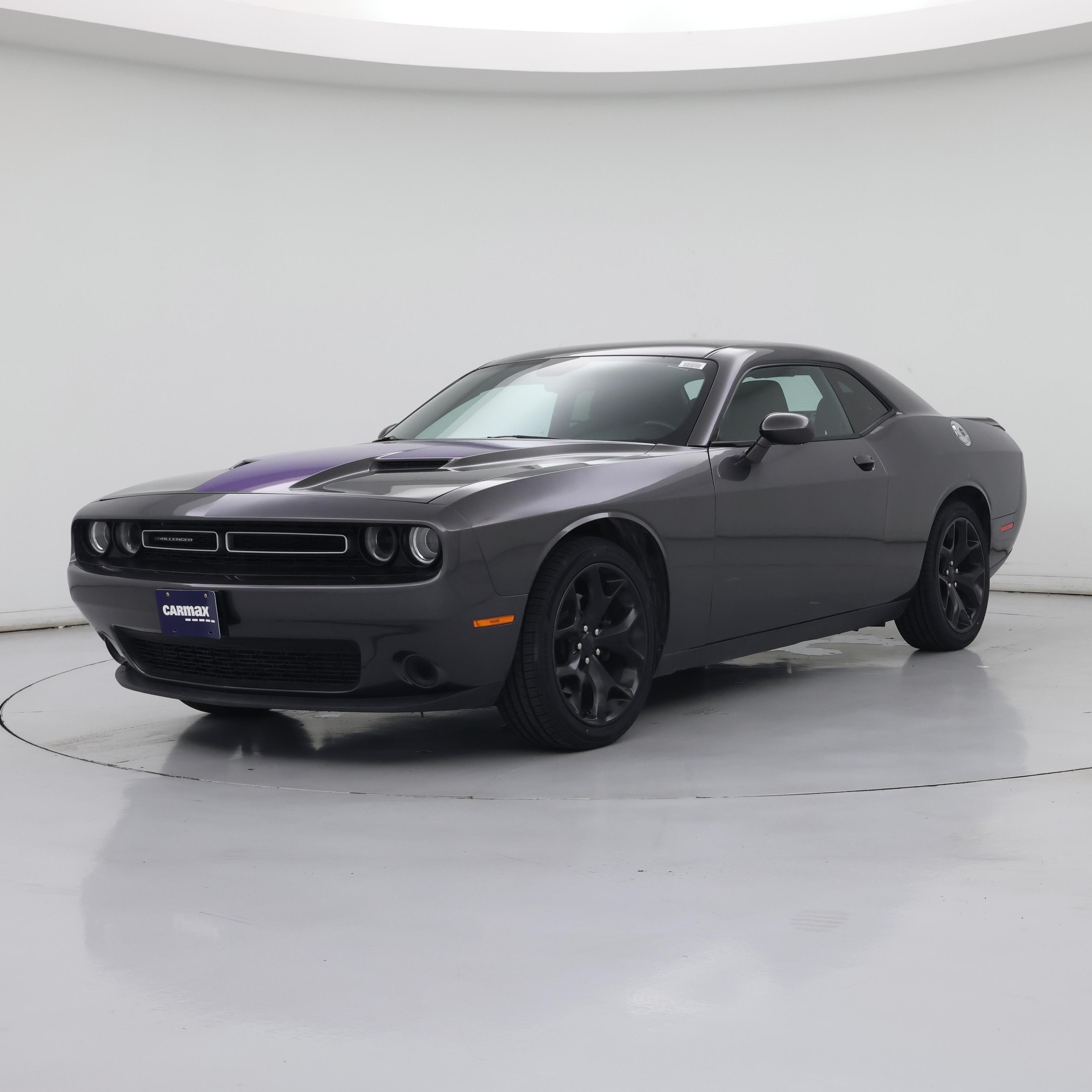 Thumbnail: 2015 Dodge Challenger - 4