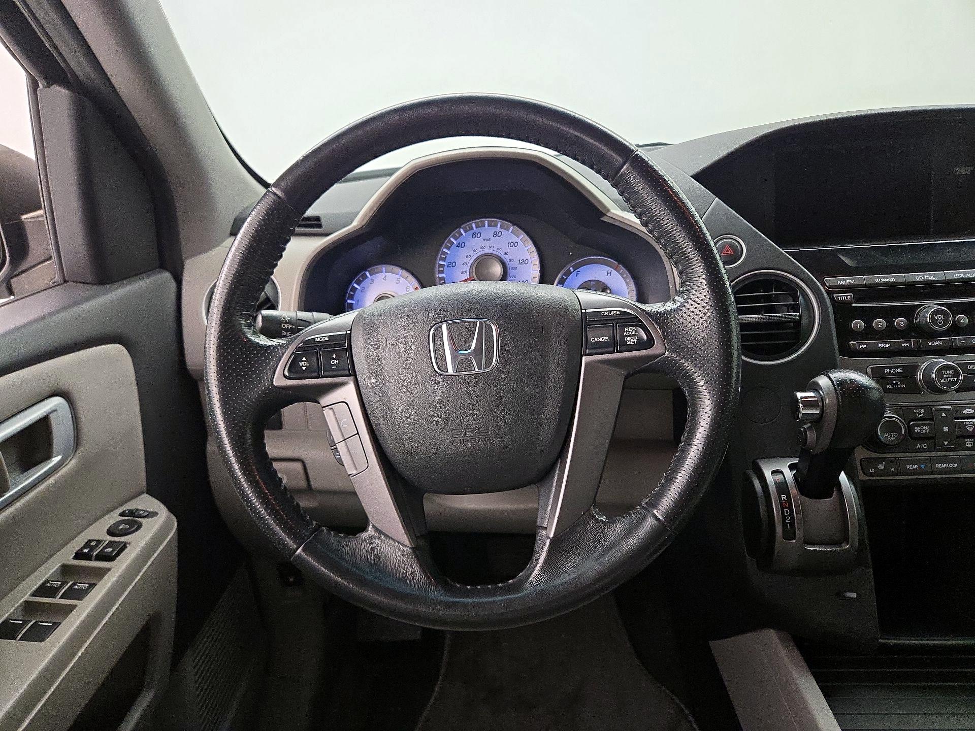 Thumbnail: 2015 Honda Pilot - 10