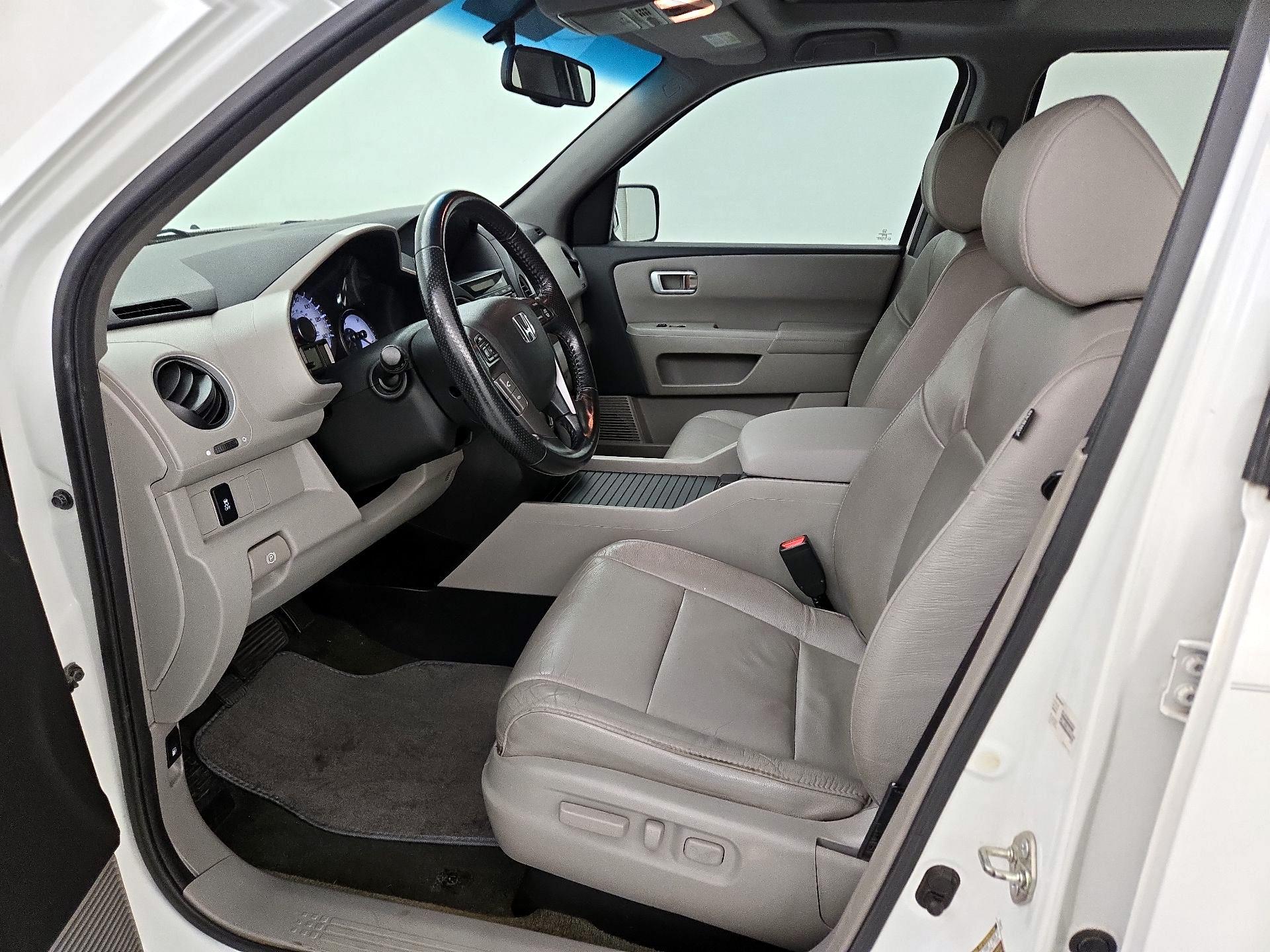 Thumbnail: 2015 Honda Pilot - 11