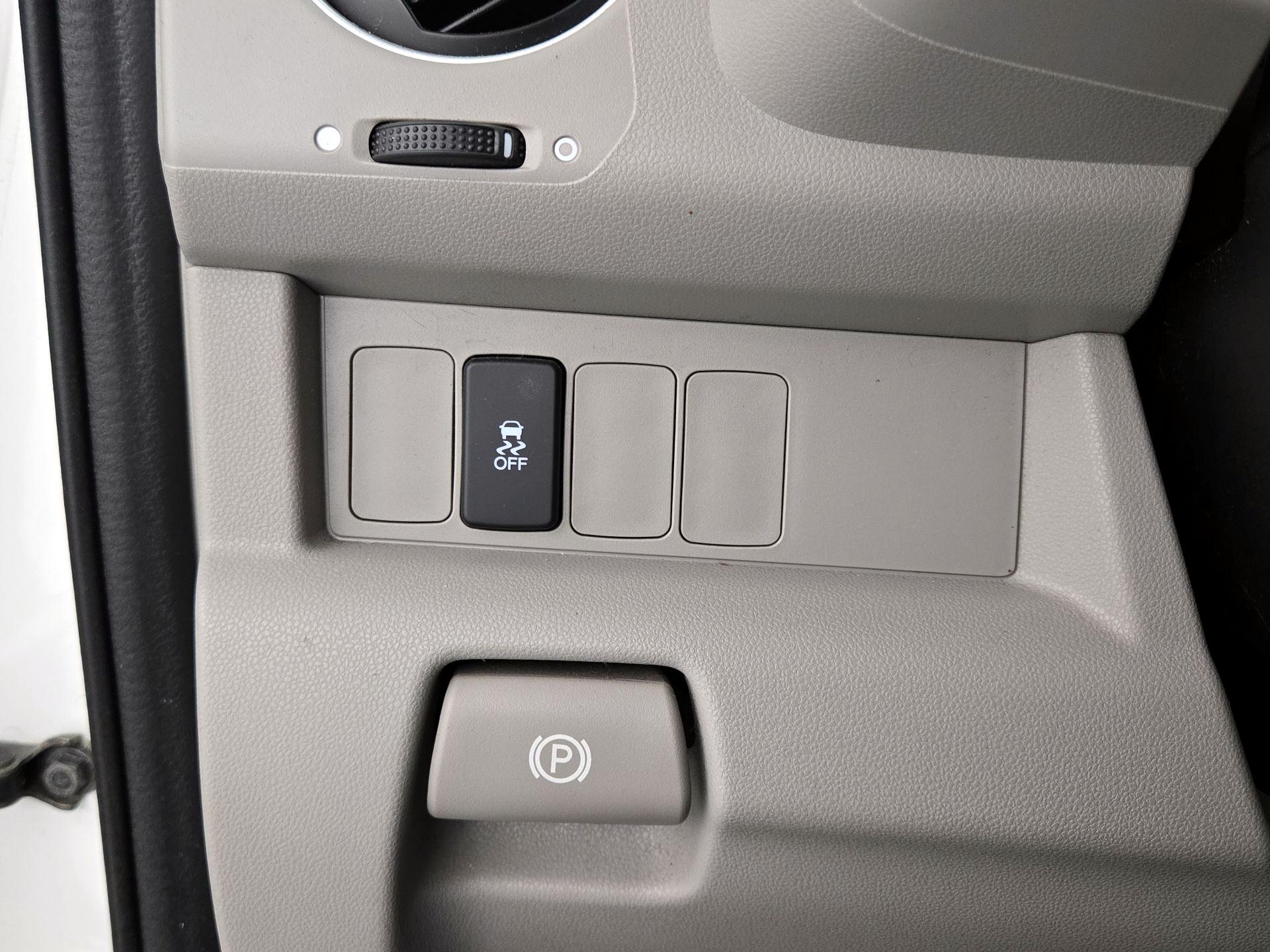 Thumbnail: 2015 Honda Pilot - 13