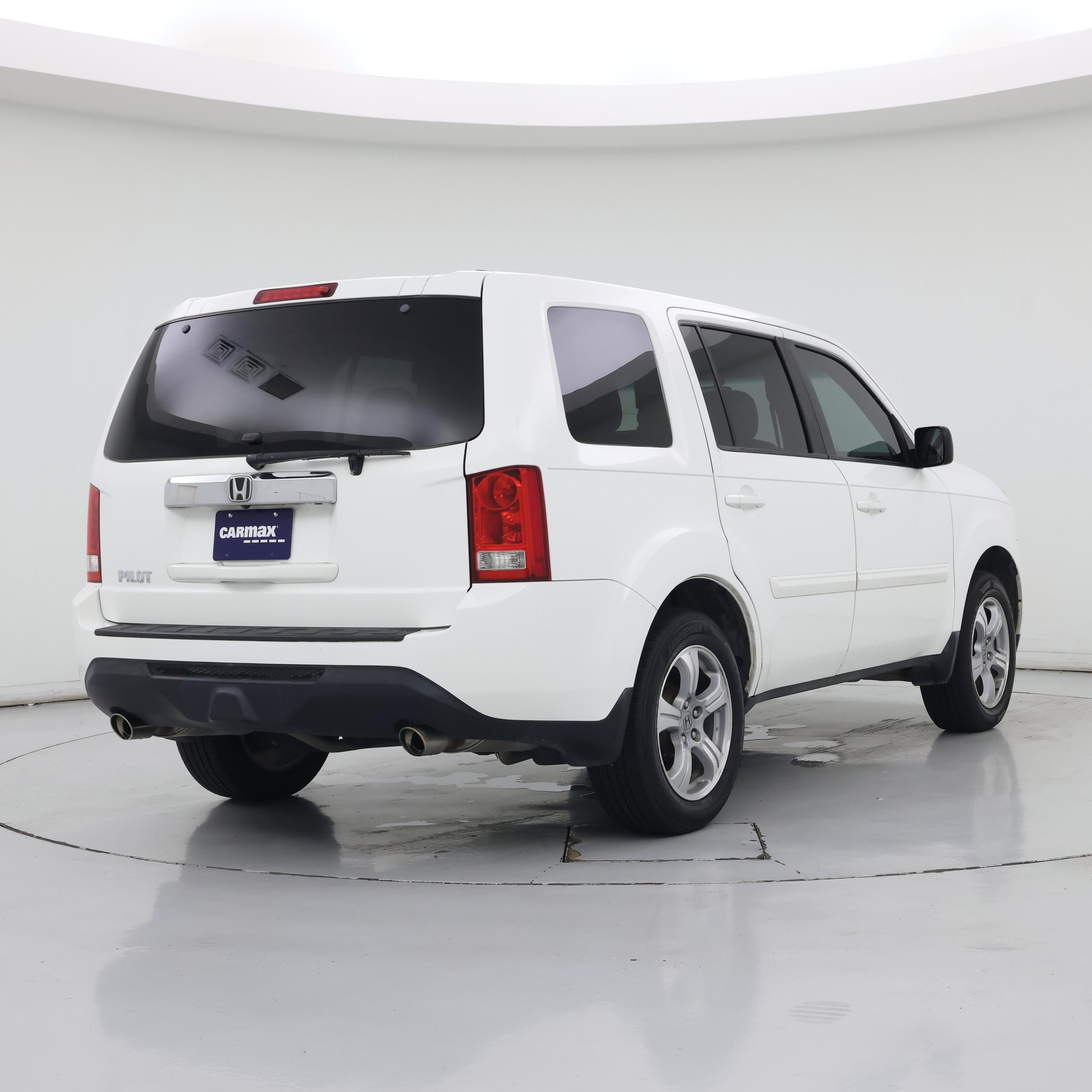 Thumbnail: 2015 Honda Pilot - 8