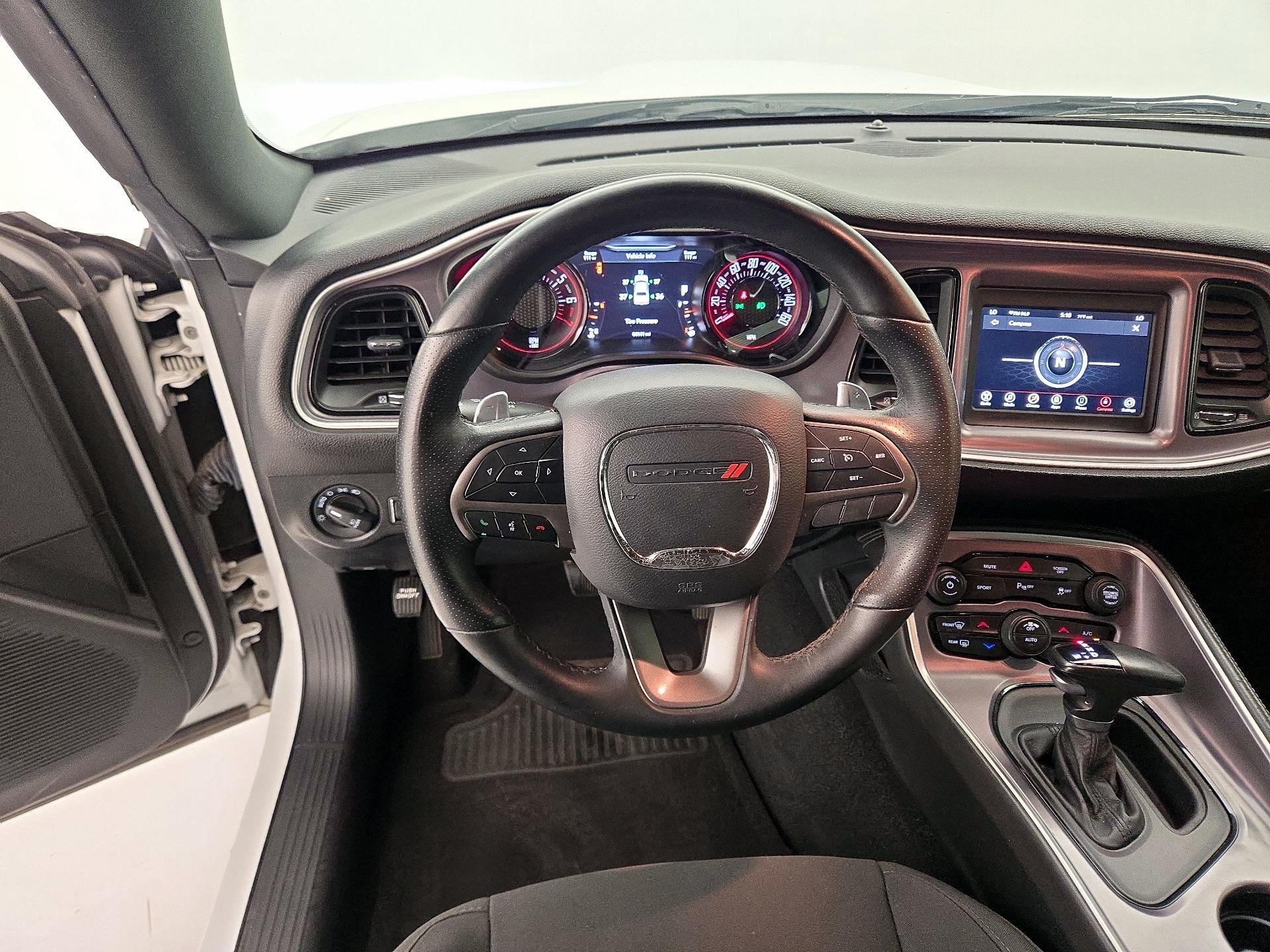 Thumbnail: 2019 Dodge Challenger - 10