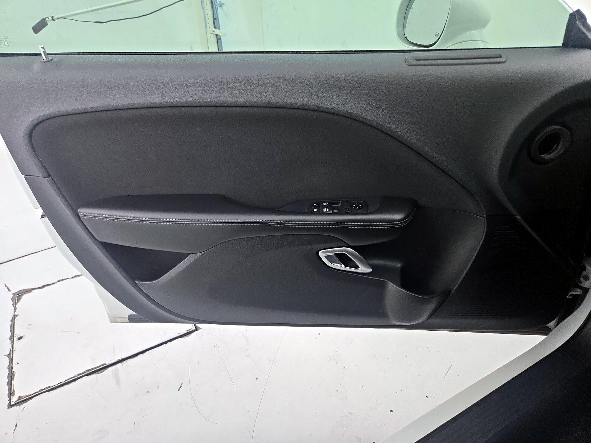 Thumbnail: 2019 Dodge Challenger - 12