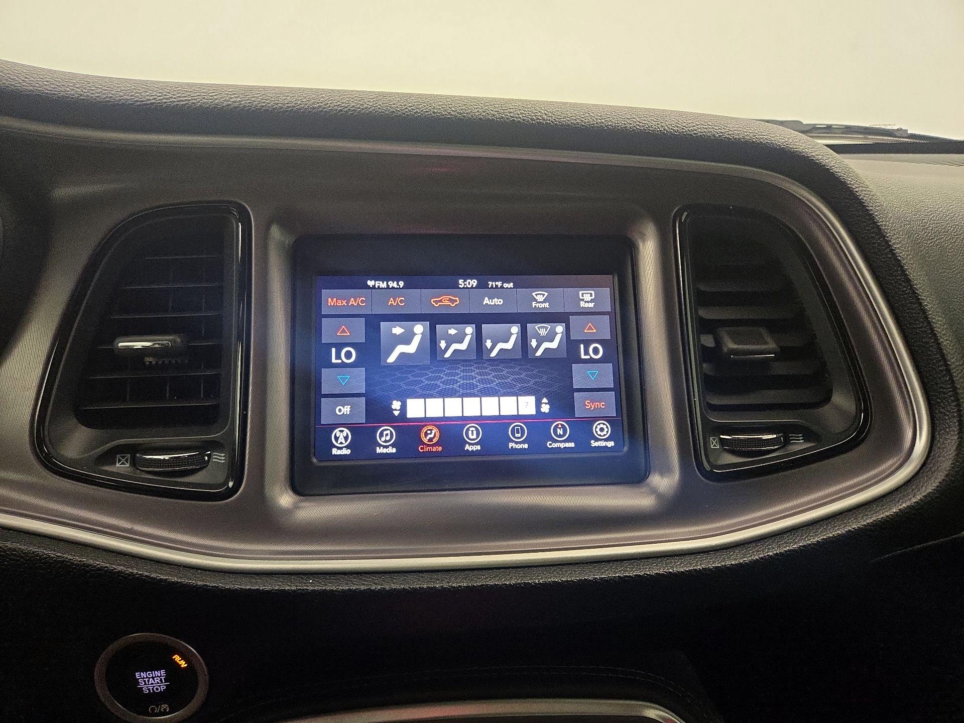 Thumbnail: 2019 Dodge Challenger - 16