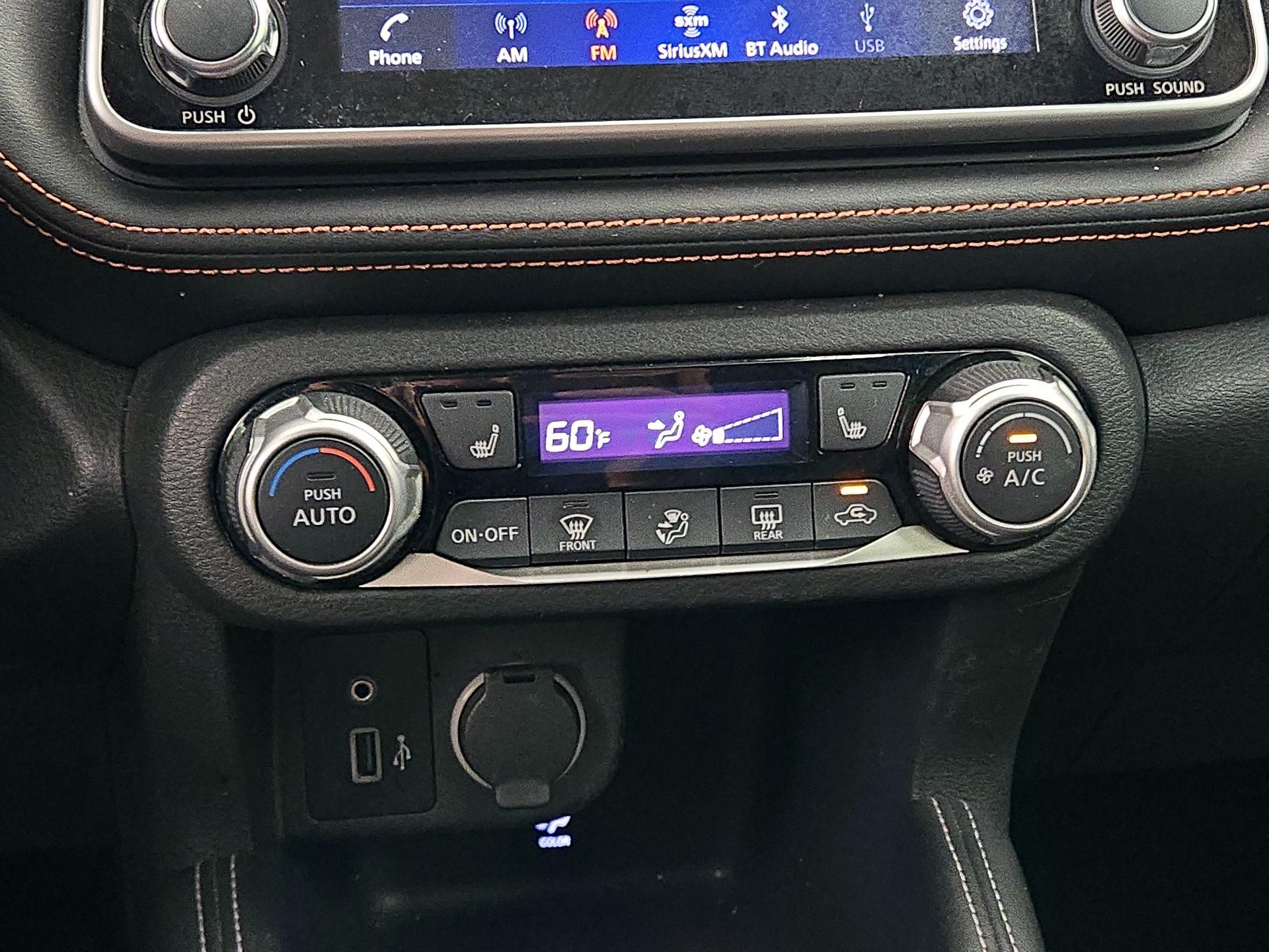 Thumbnail: 2020 Nissan Kicks - 16