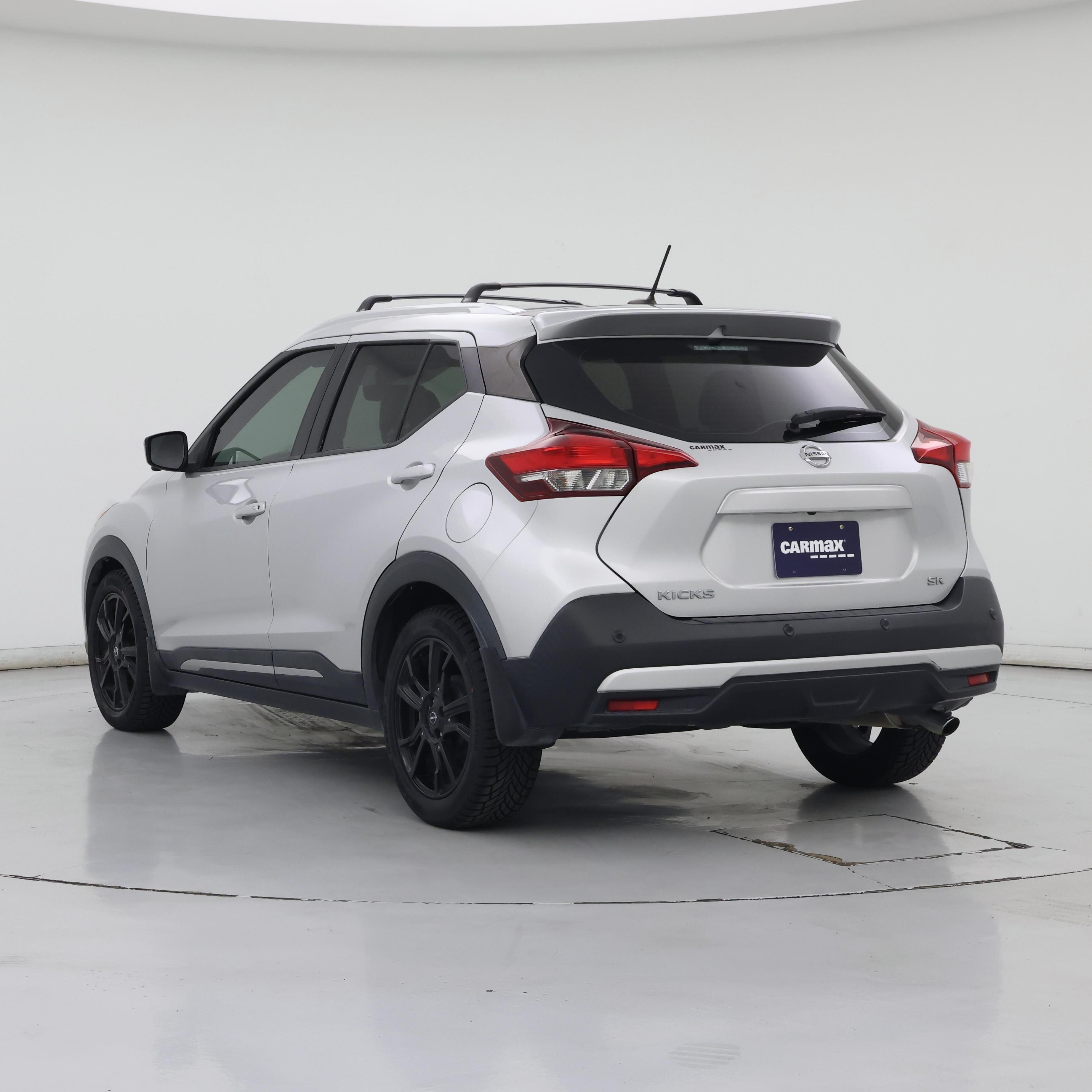 Thumbnail: 2020 Nissan Kicks - 2