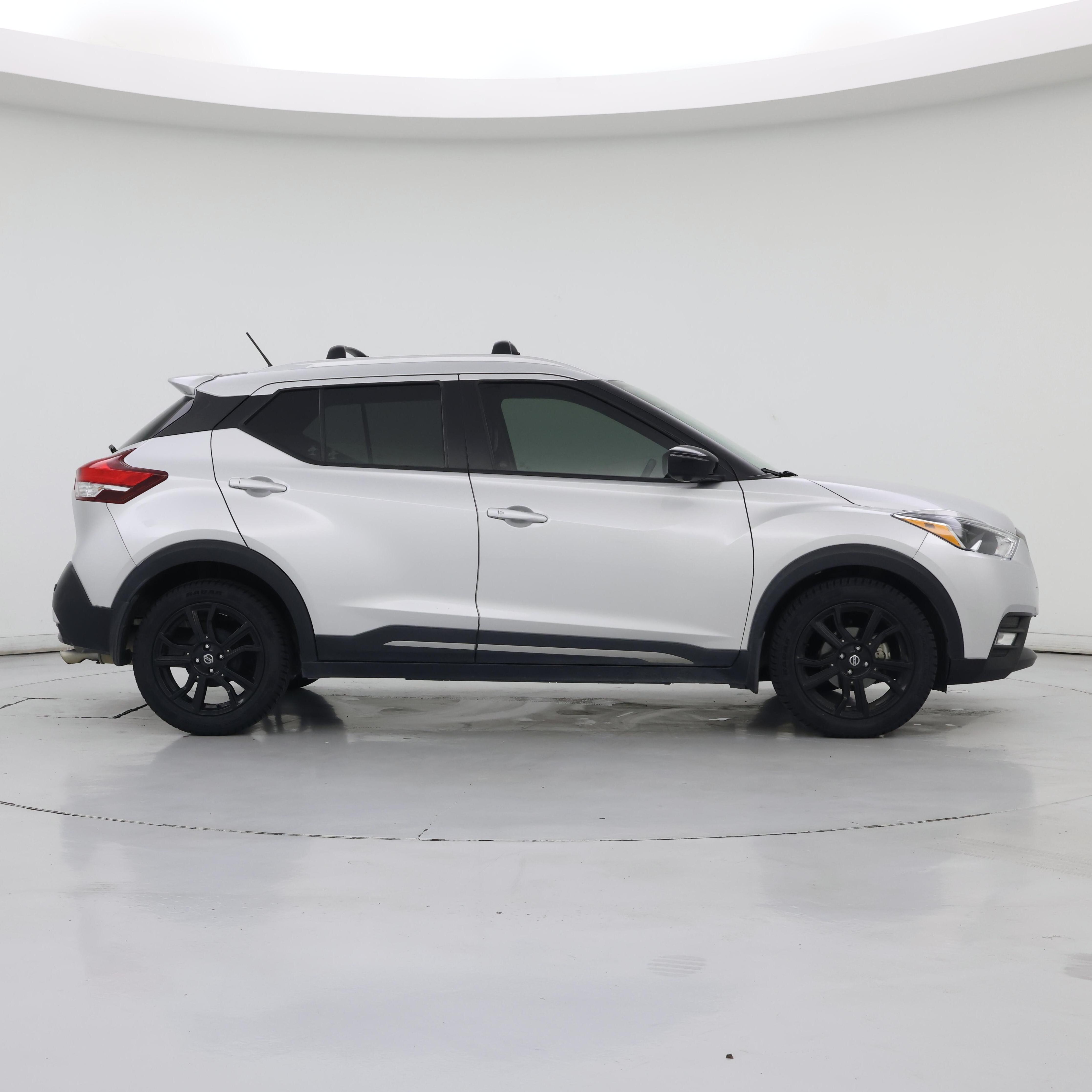 Thumbnail: 2020 Nissan Kicks - 7