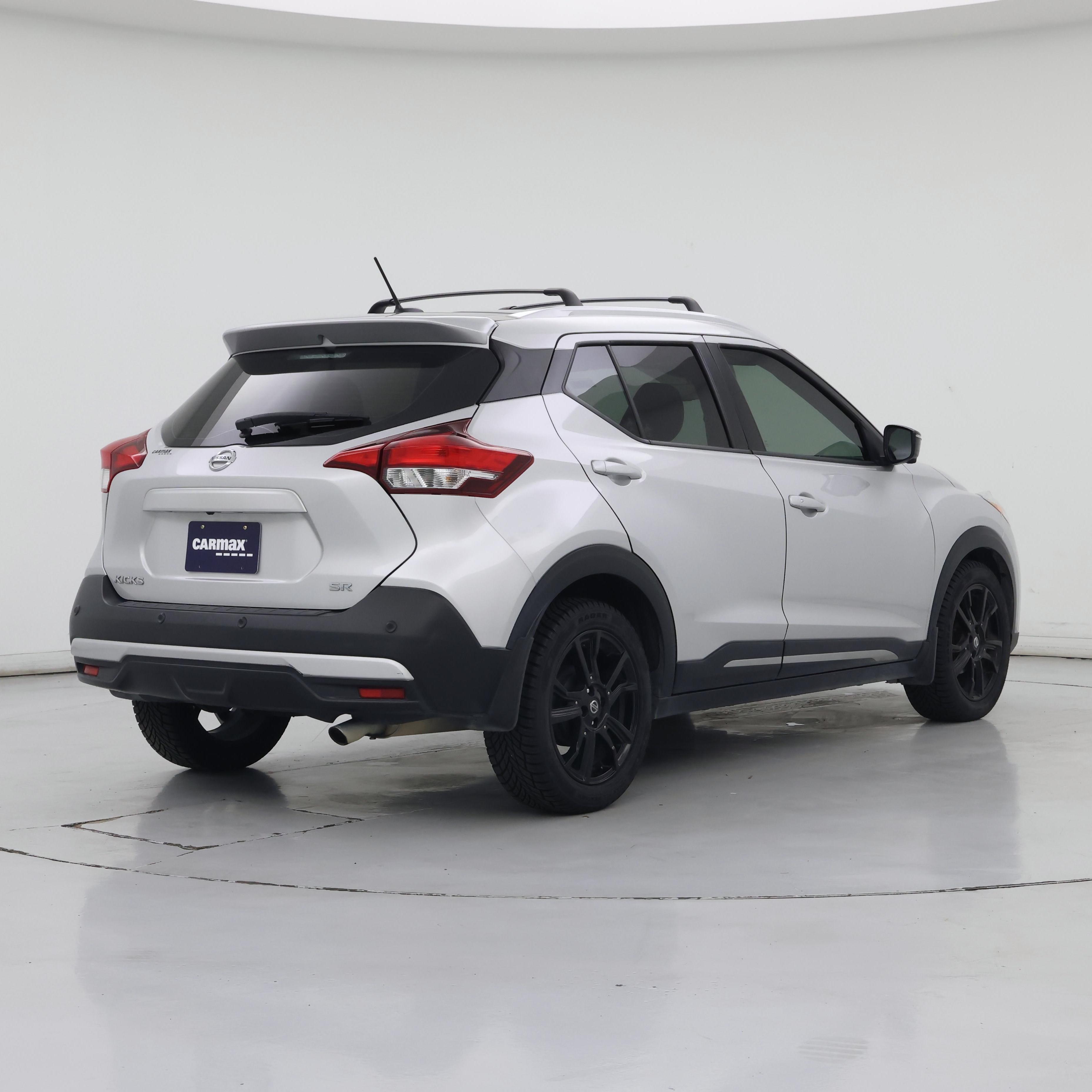 Thumbnail: 2020 Nissan Kicks - 8