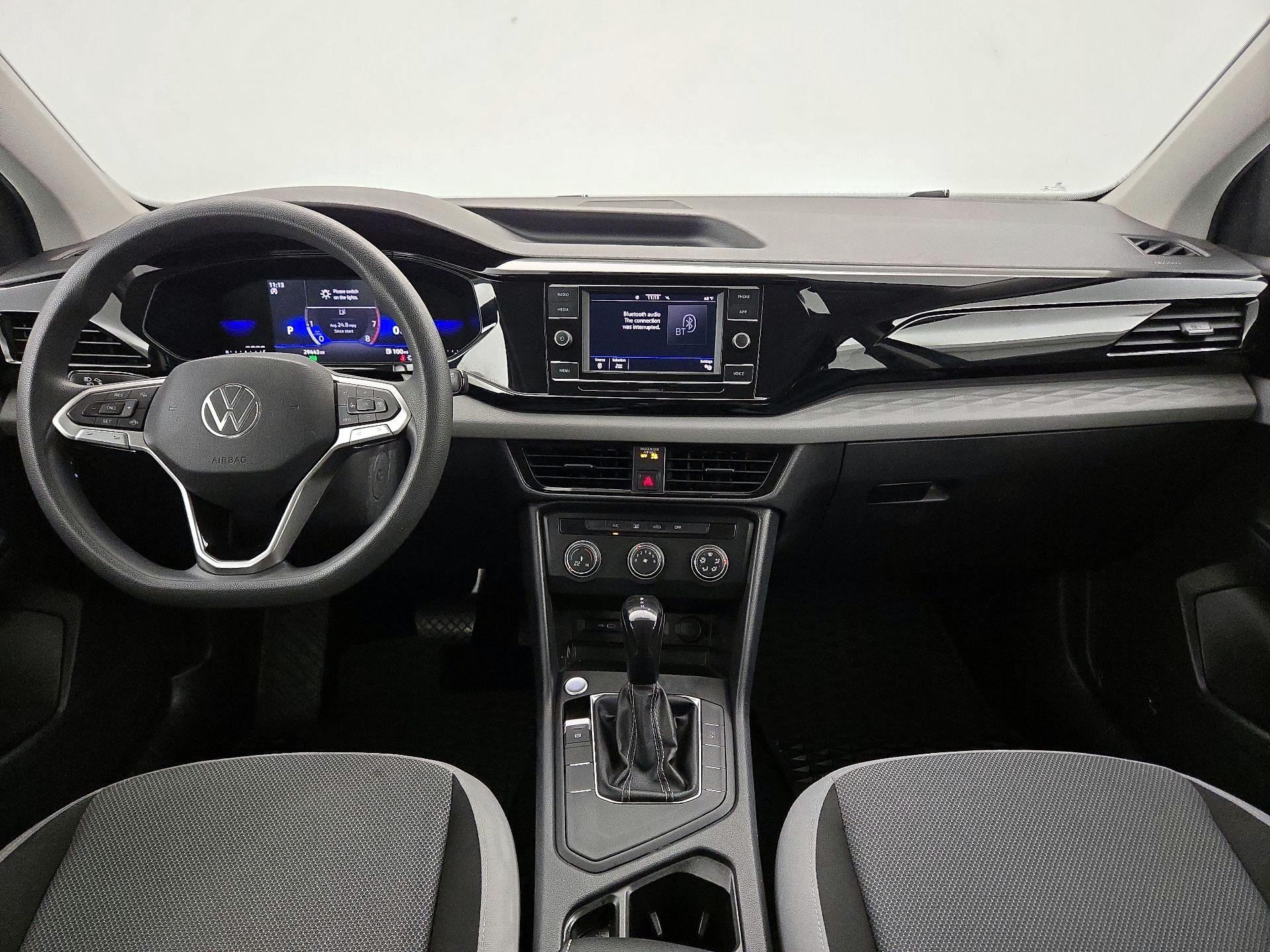 Thumbnail: 2022 Volkswagen Taos - 9