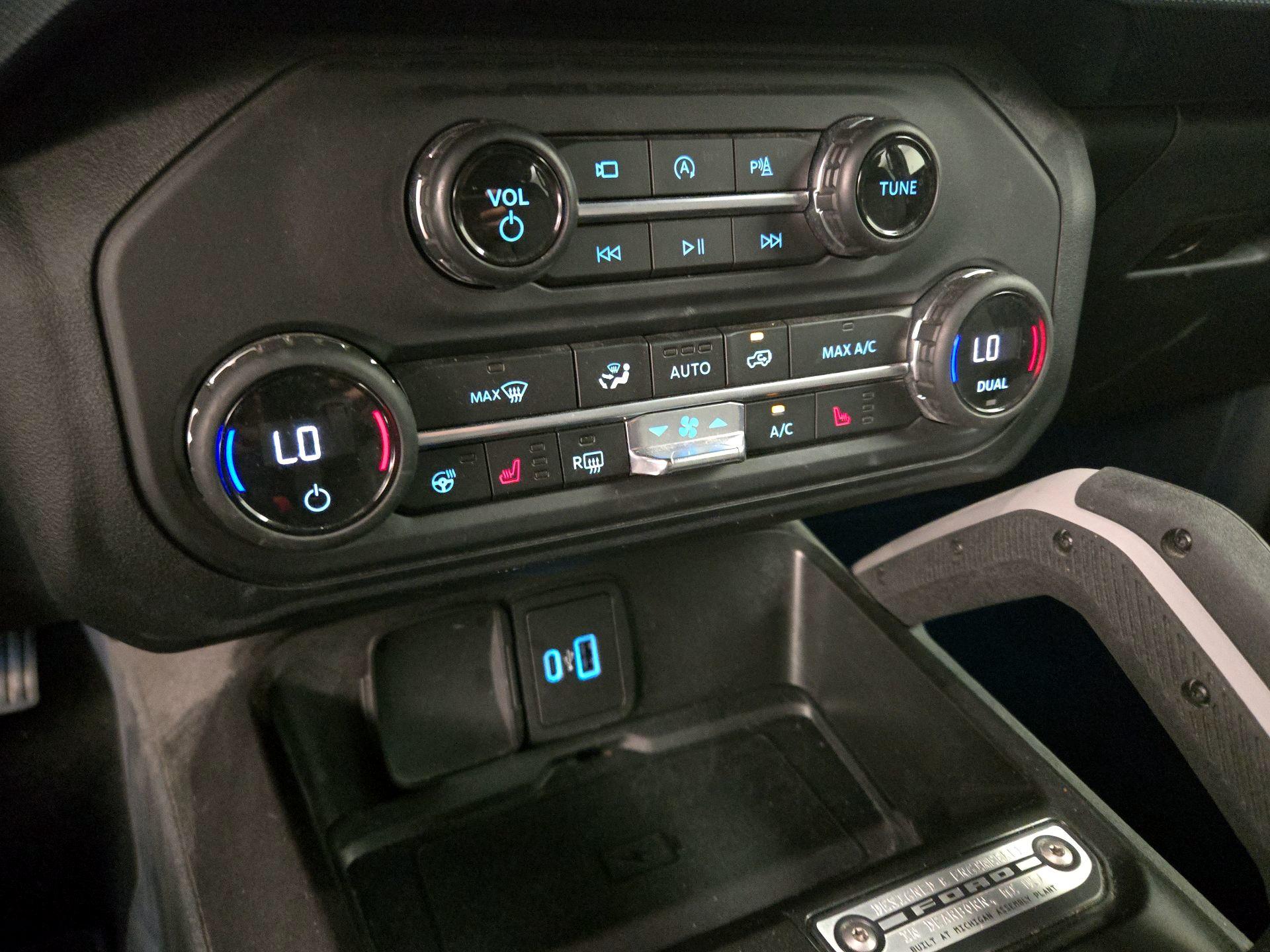 Thumbnail: 2023 Ford Bronco - 17