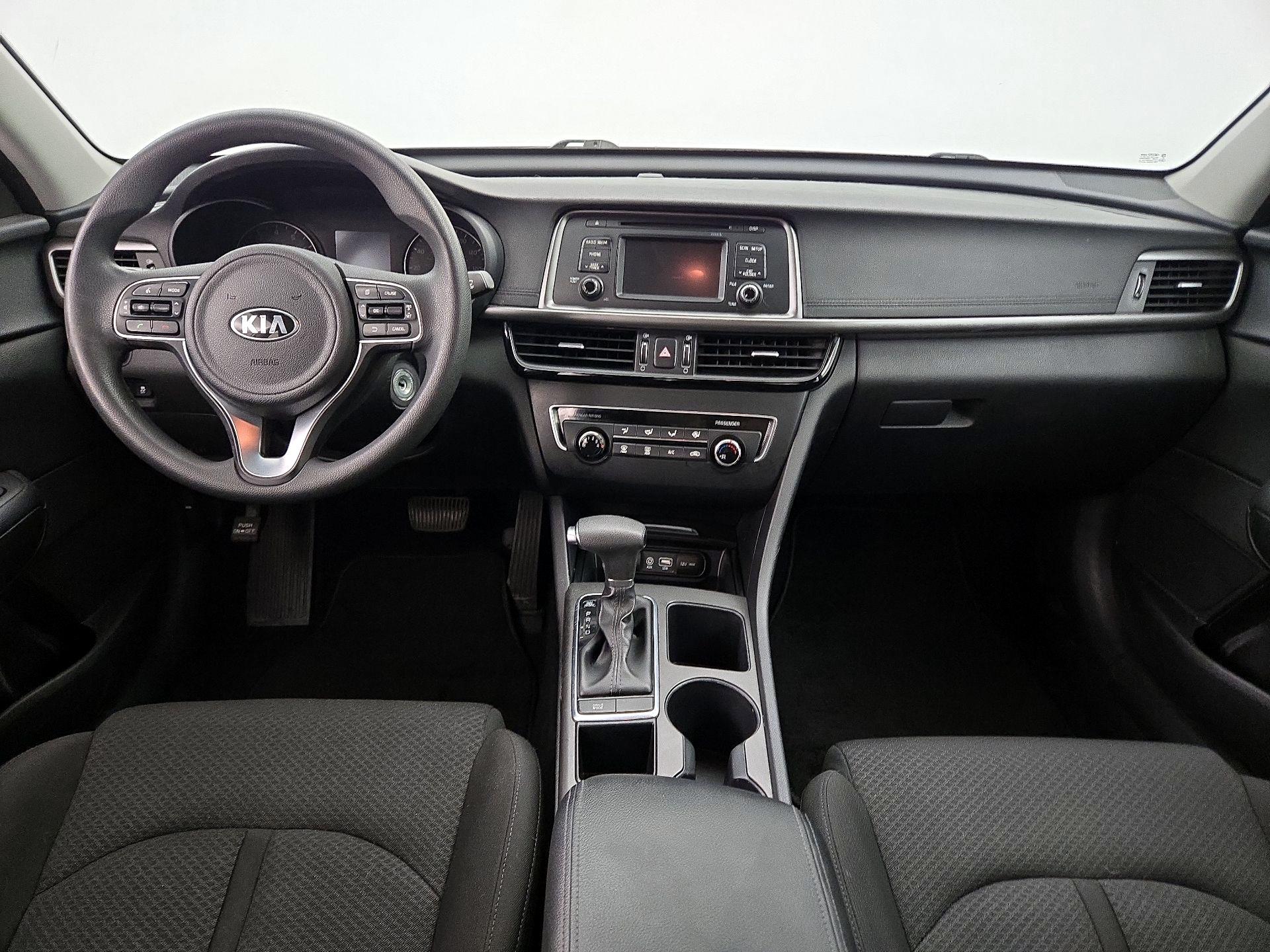 Thumbnail: 2016 Kia Optima - 9