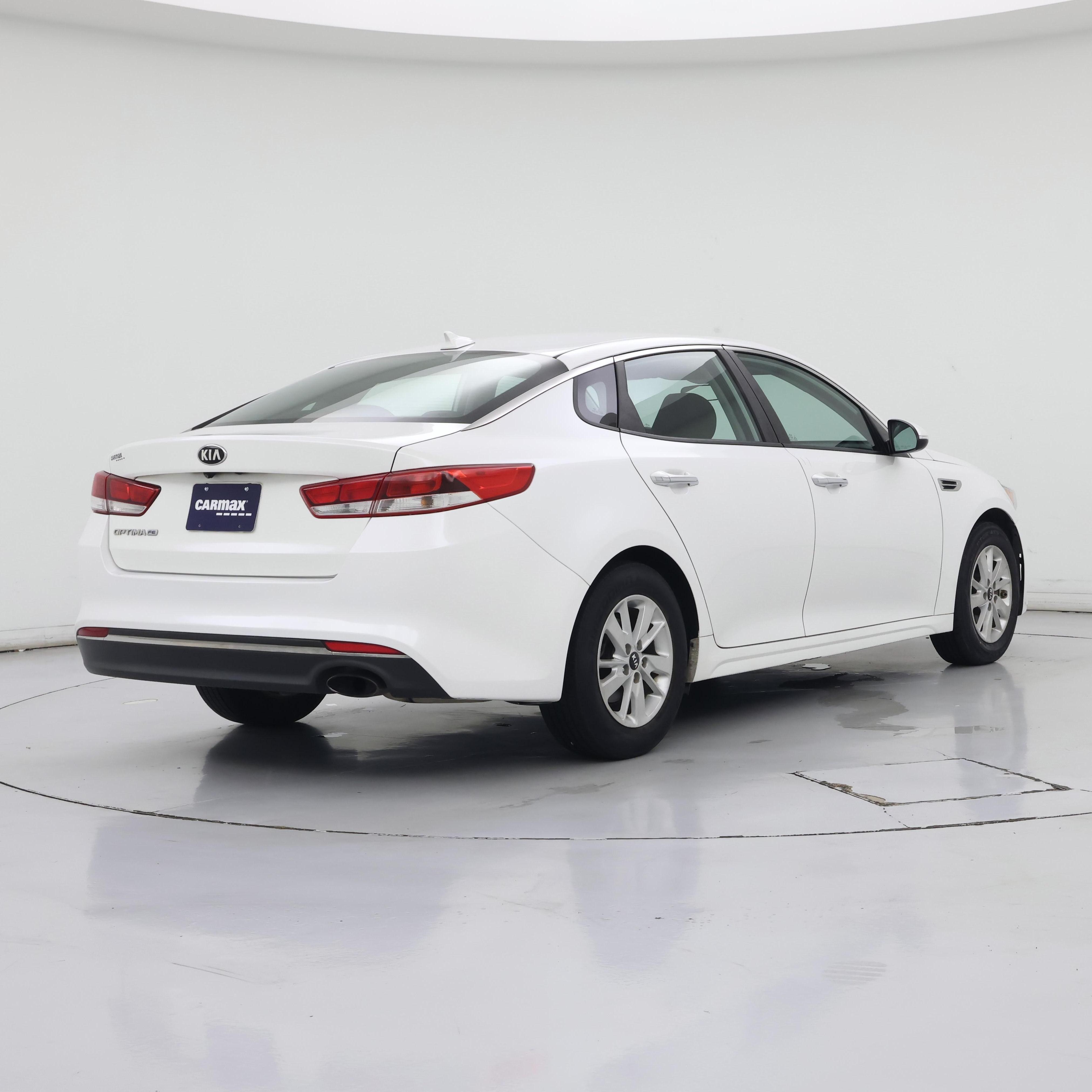 Thumbnail: 2016 Kia Optima - 8