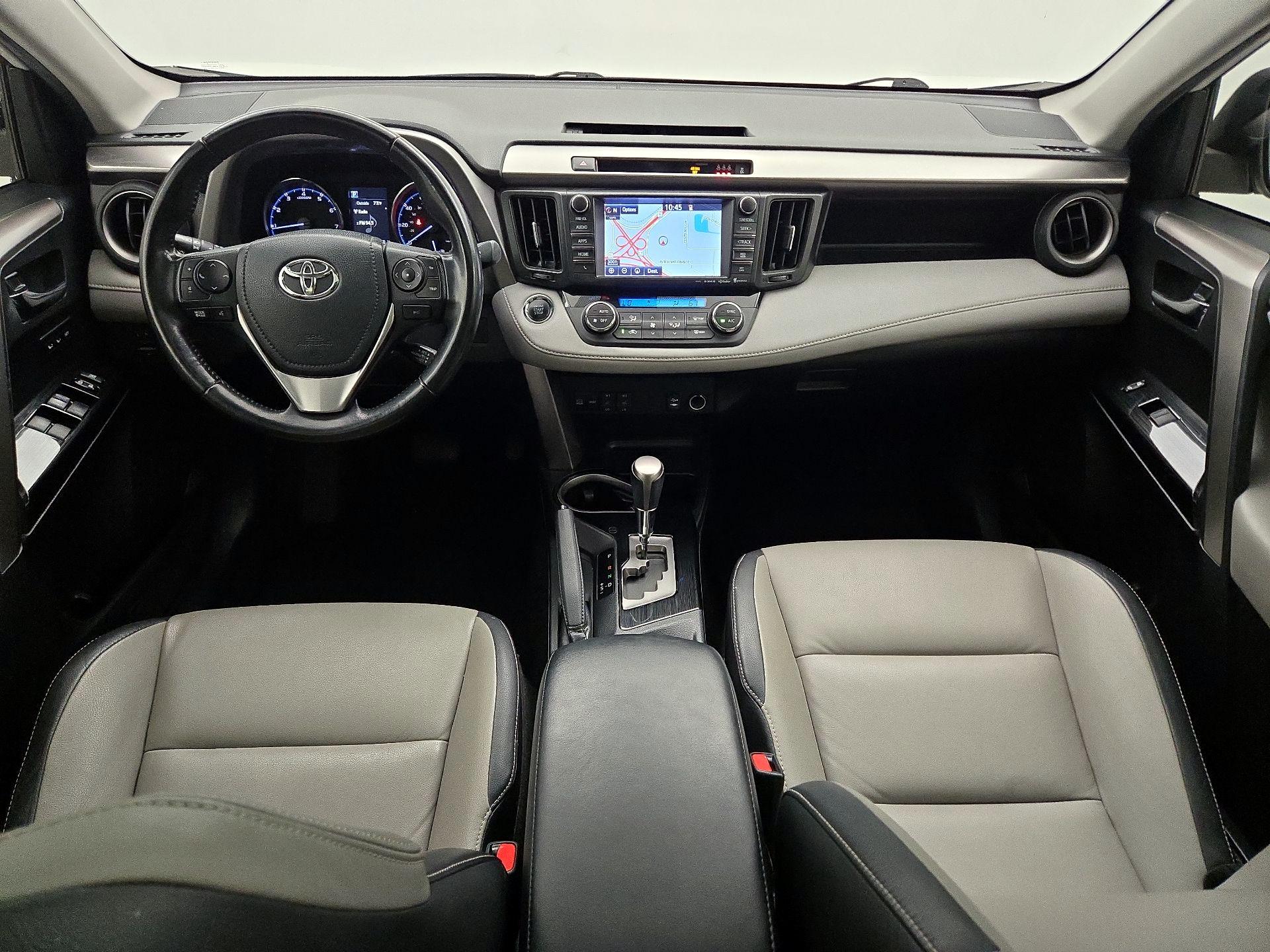 Thumbnail: 2018 Toyota RAV4 - 9