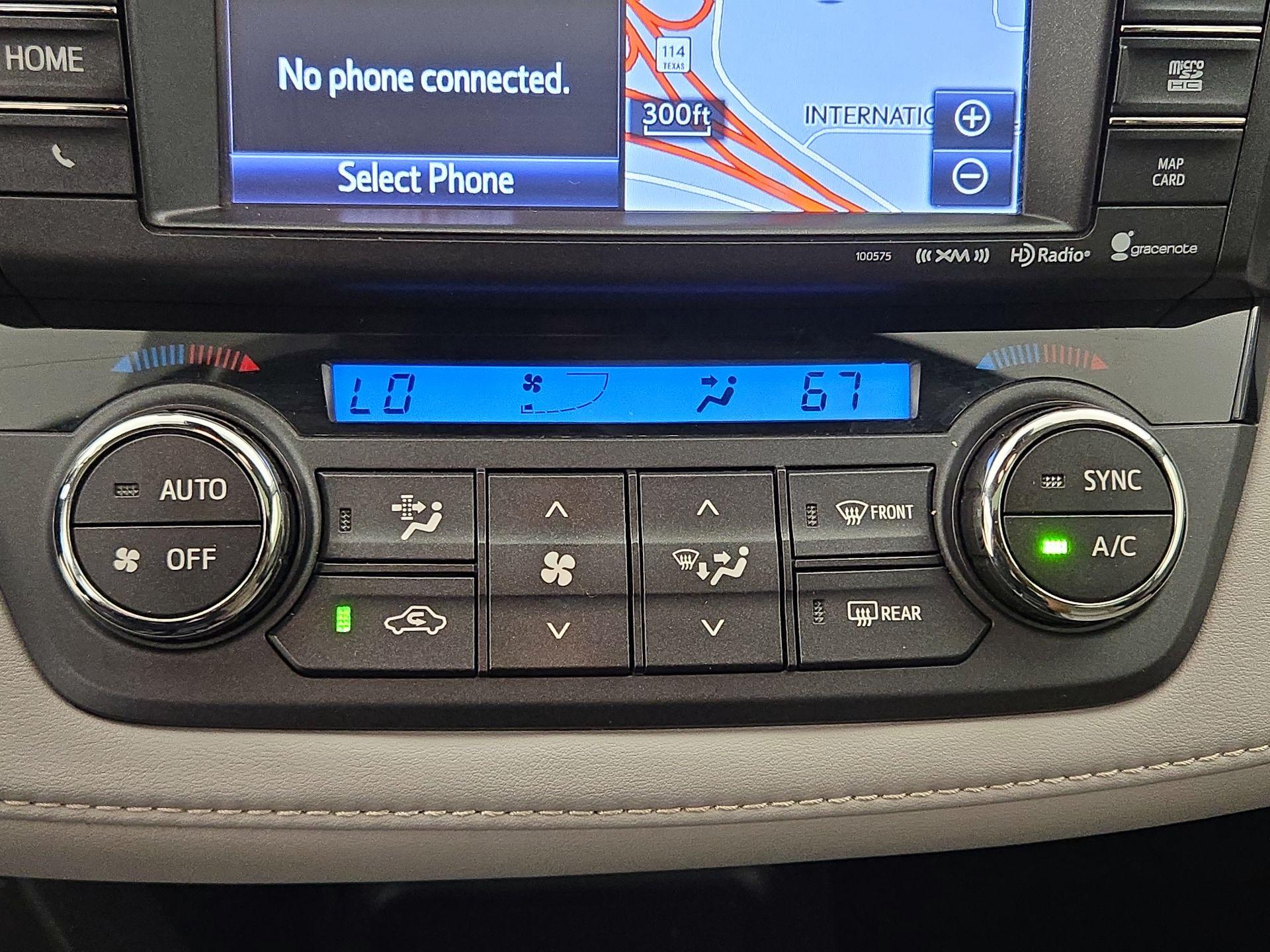 Thumbnail: 2018 Toyota RAV4 - 17