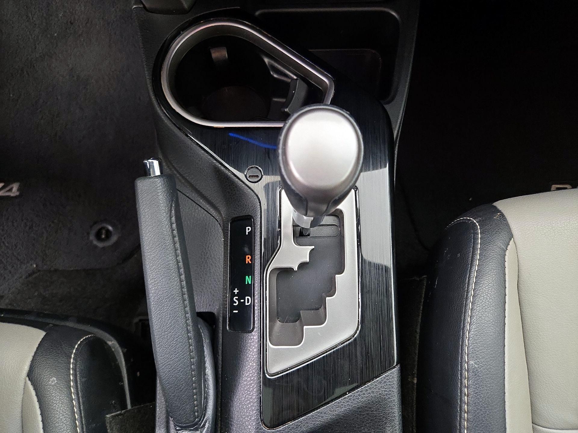 Thumbnail: 2018 Toyota RAV4 - 18