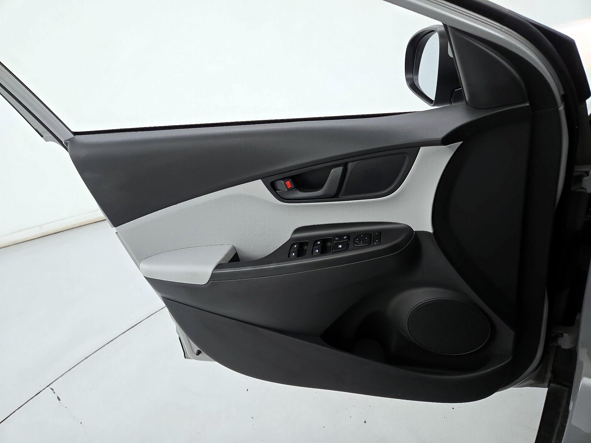 Thumbnail: 2023 Hyundai Kona - 12