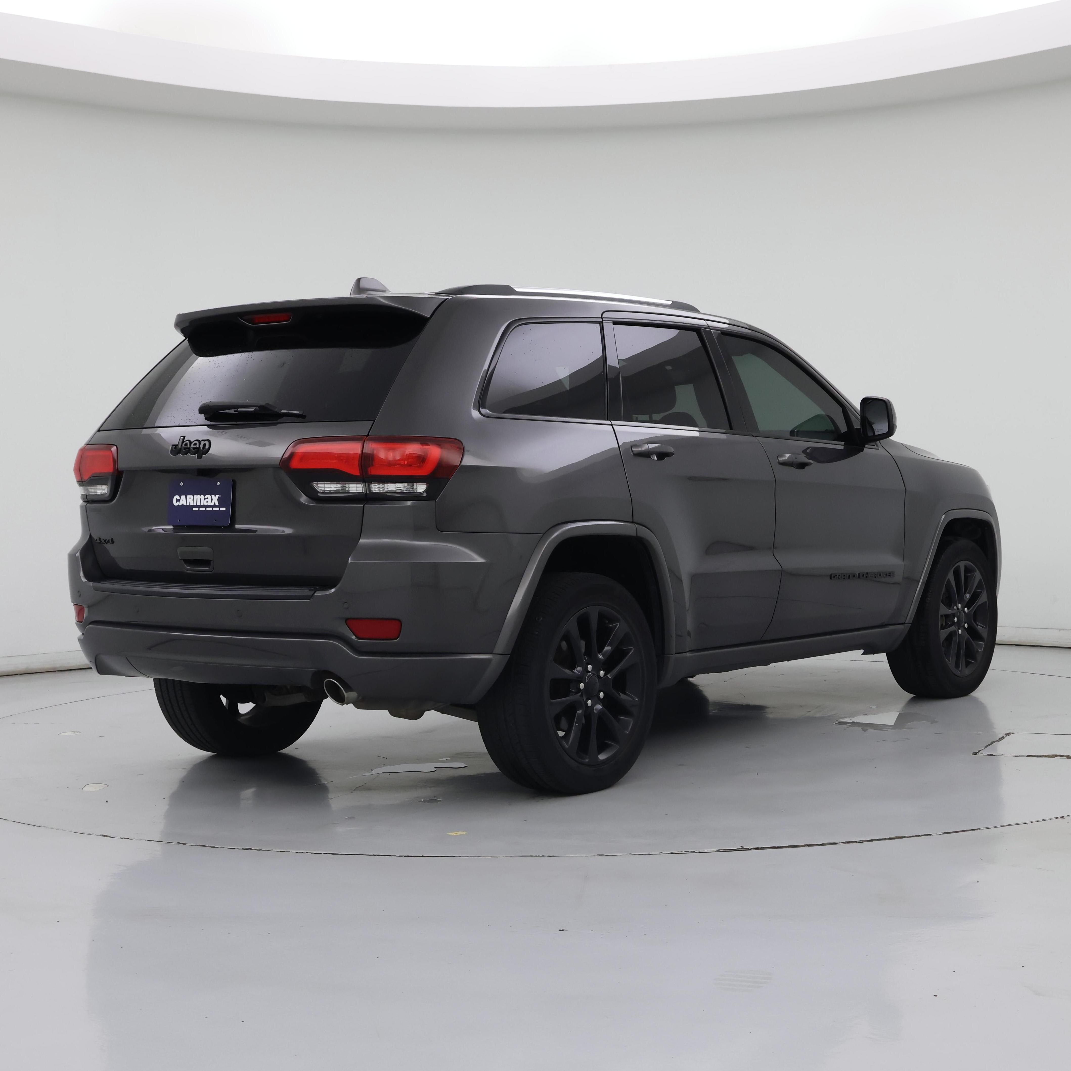 Thumbnail: 2019 Jeep Grand Cherokee - 8