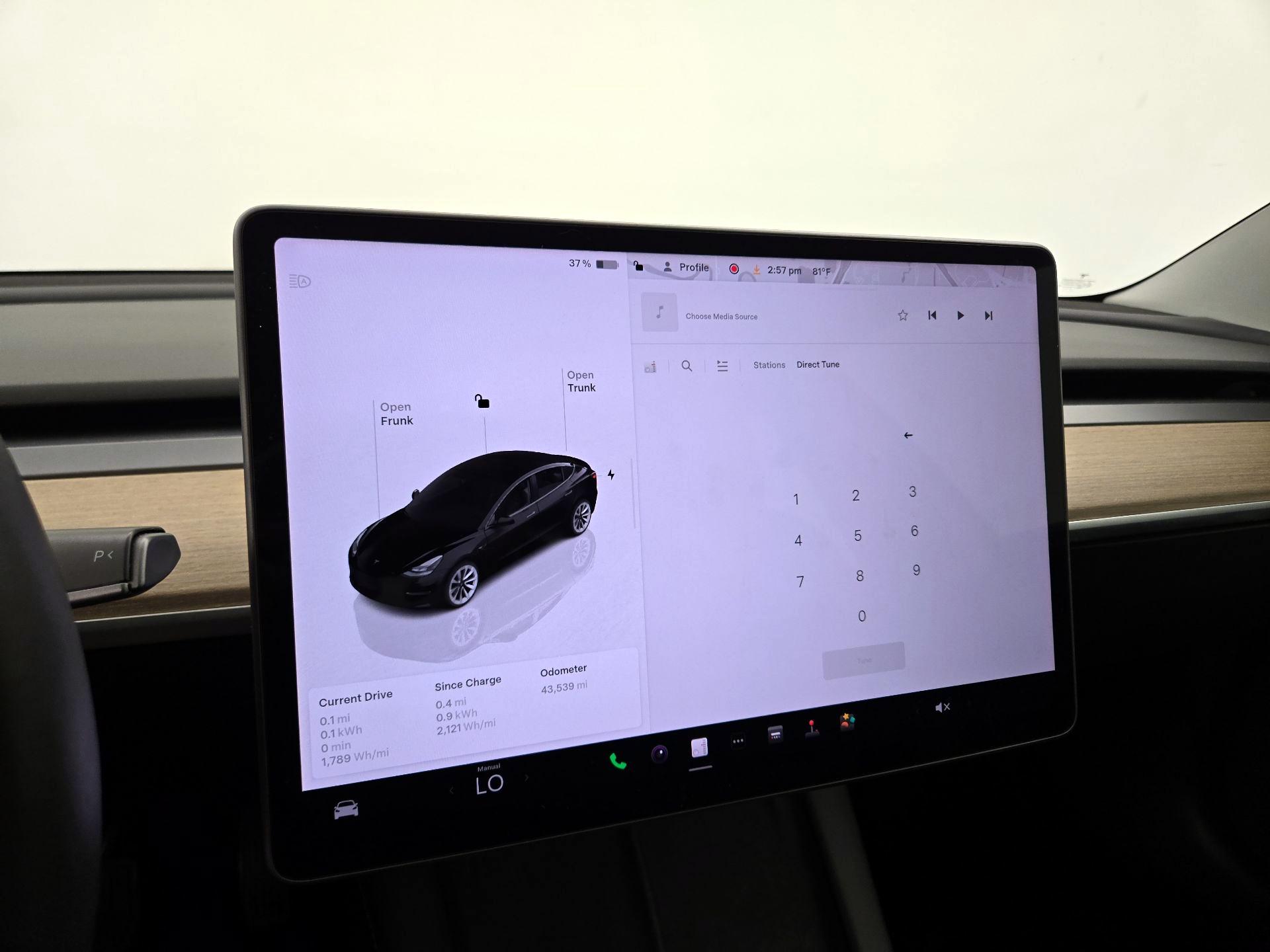 Thumbnail: 2023 Tesla Model 3 - 15