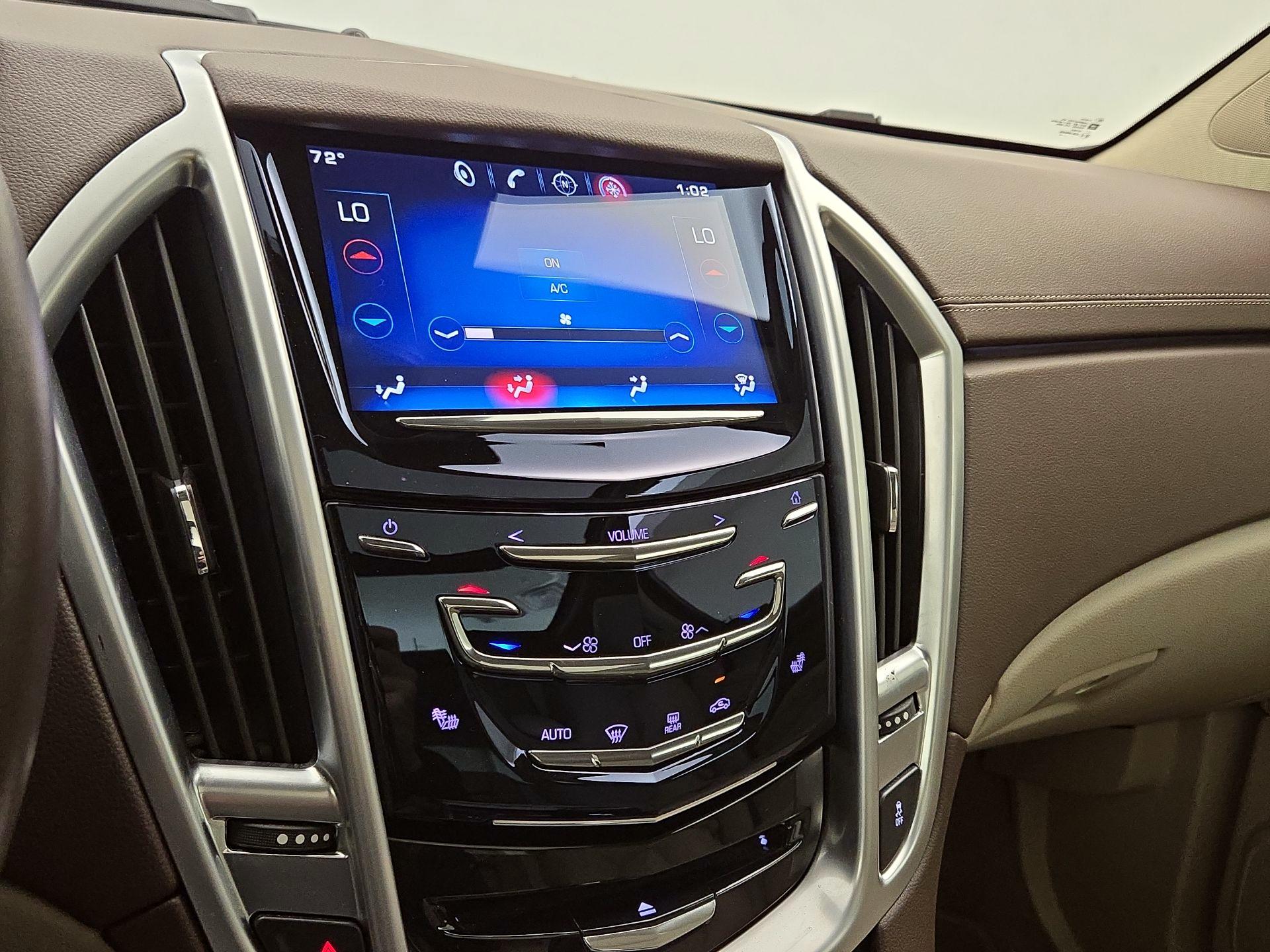 Thumbnail: 2015 Cadillac SRX - 17