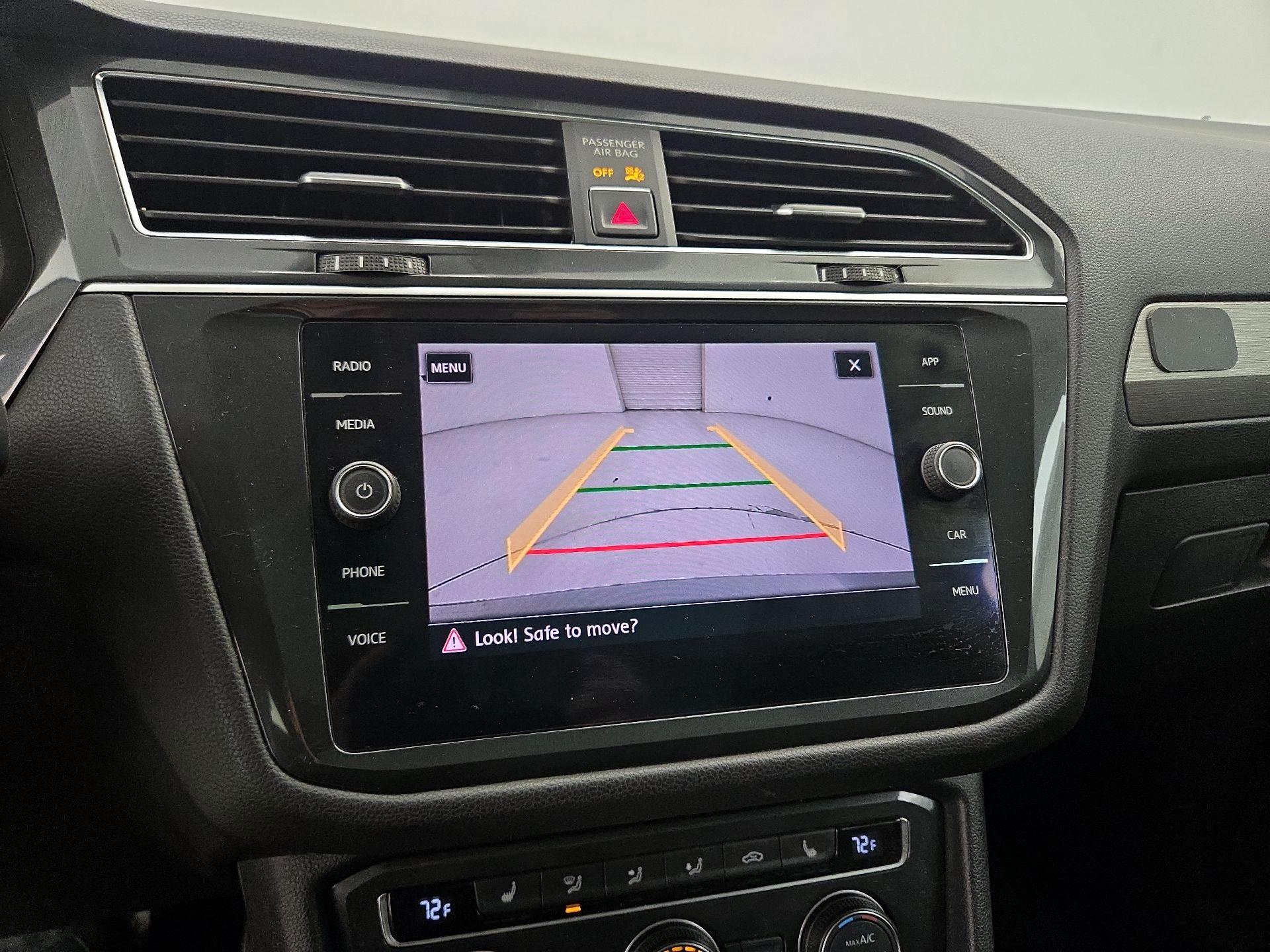 Thumbnail: 2018 Volkswagen Tiguan - 14