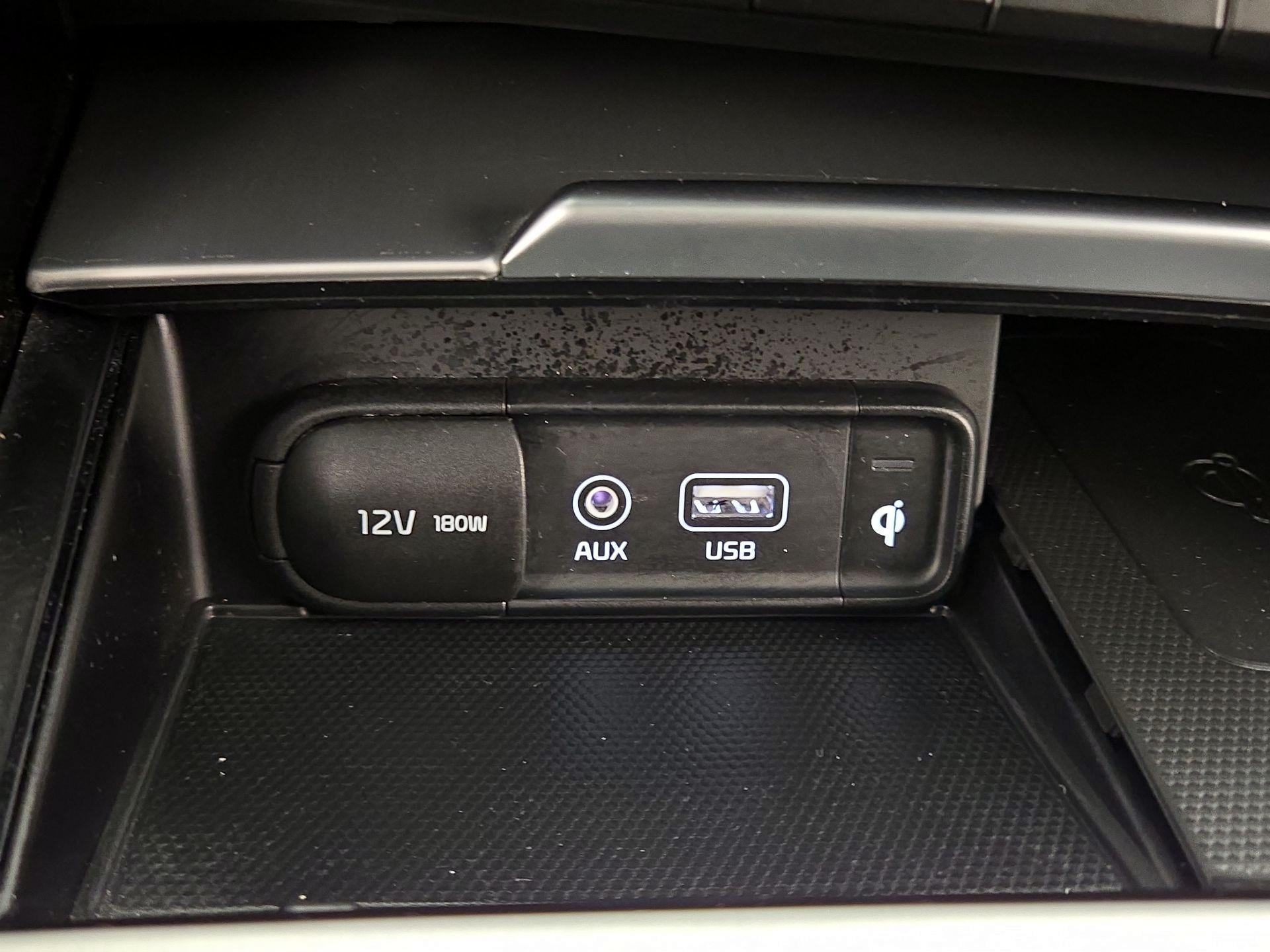 Thumbnail: 2020 Kia Stinger - 19