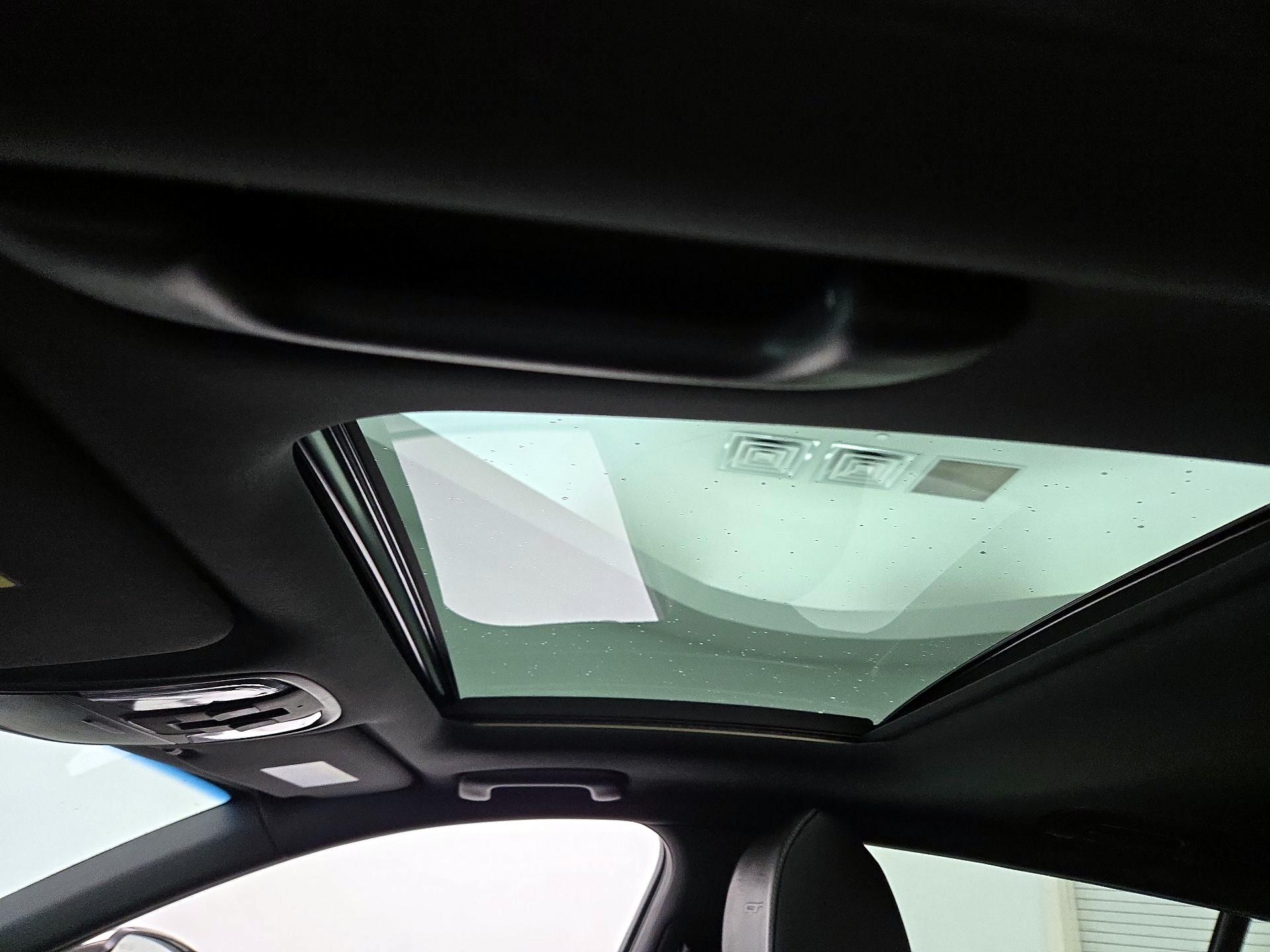 Thumbnail: 2020 Kia Stinger - 20