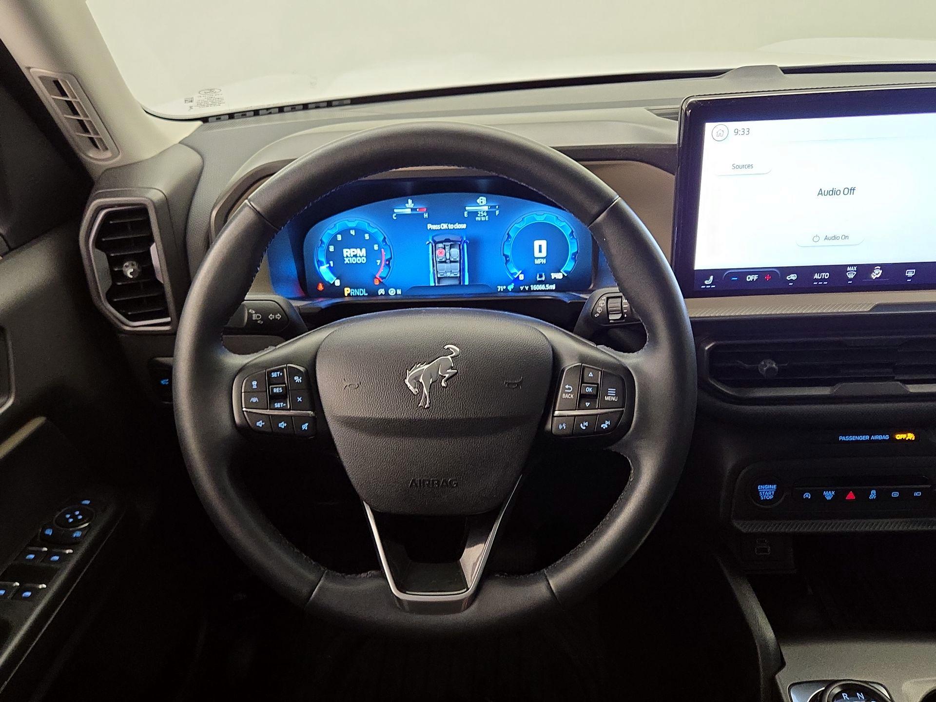 Thumbnail: 2025 Ford Bronco Sport - 10