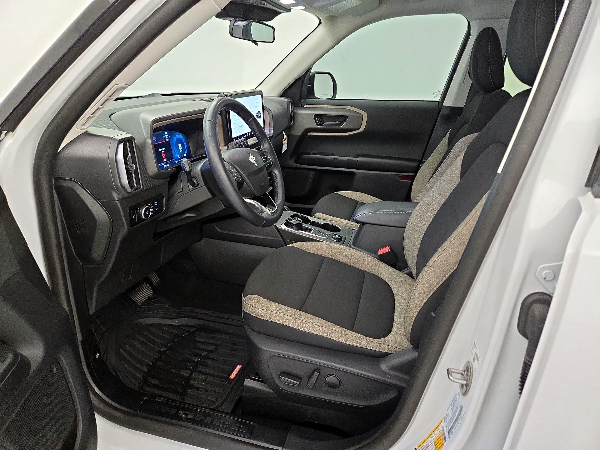 Thumbnail: 2025 Ford Bronco Sport - 11