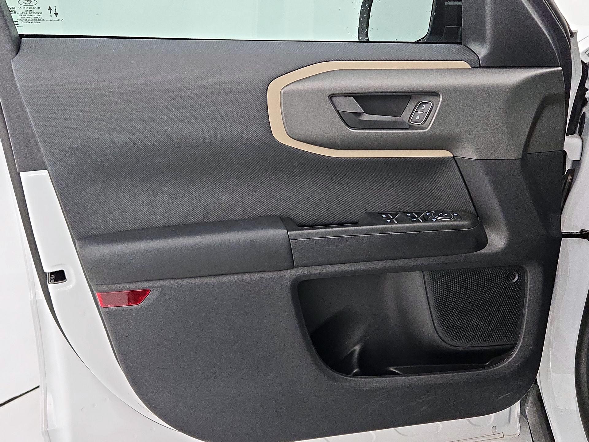 Thumbnail: 2025 Ford Bronco Sport - 12