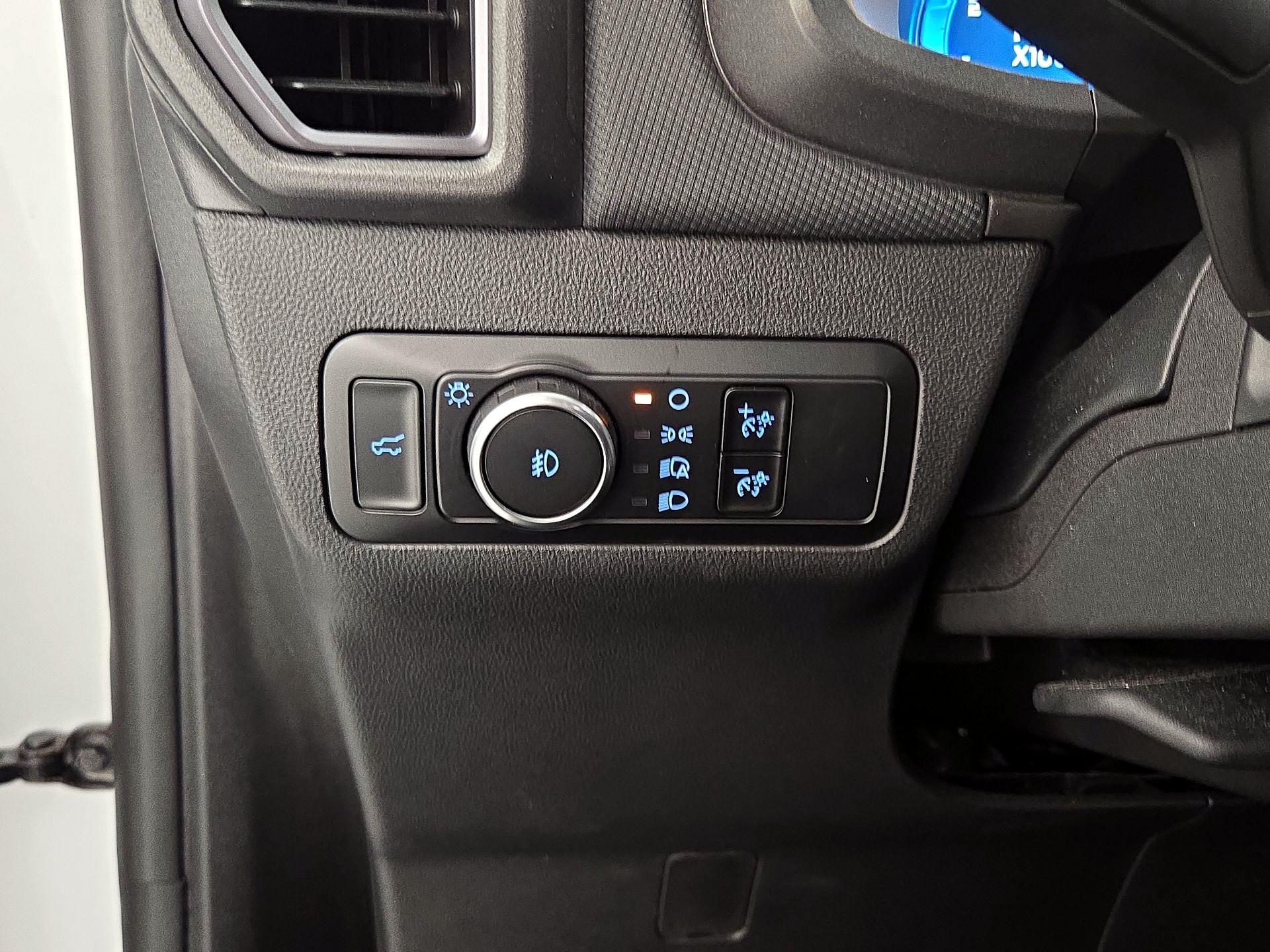 Thumbnail: 2025 Ford Bronco Sport - 13