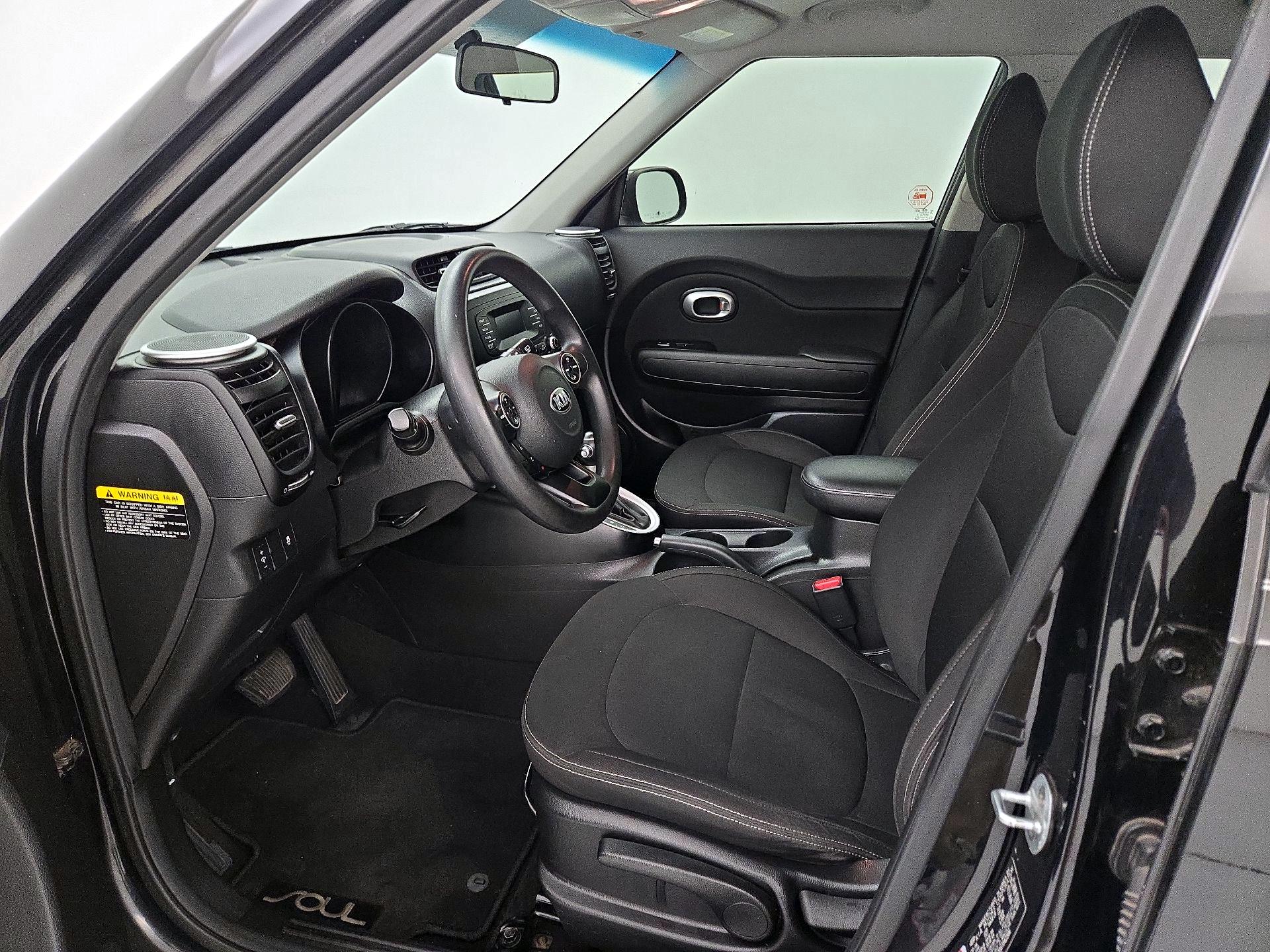 Thumbnail: 2016 Kia Soul - 11