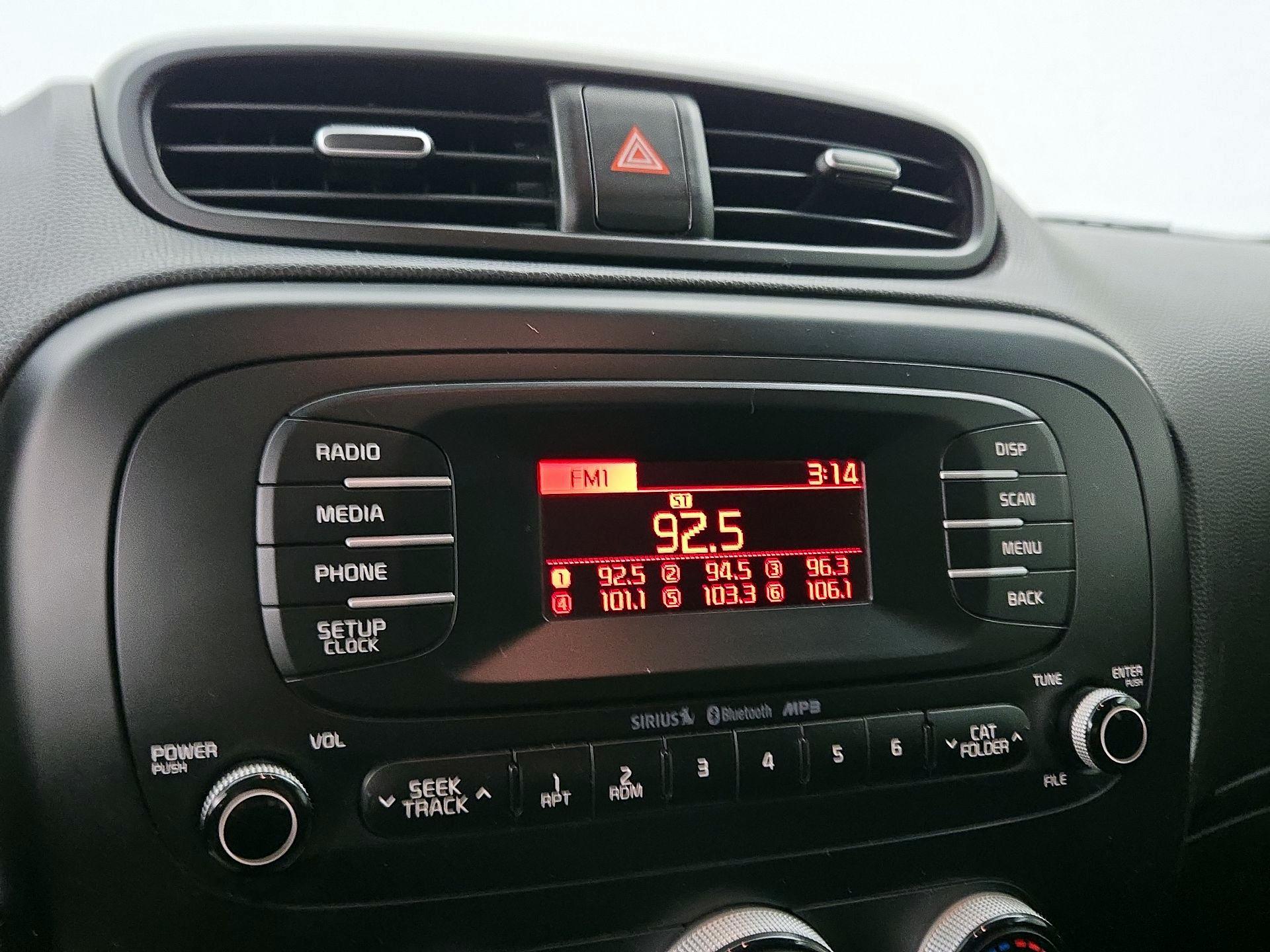 Thumbnail: 2016 Kia Soul - 14