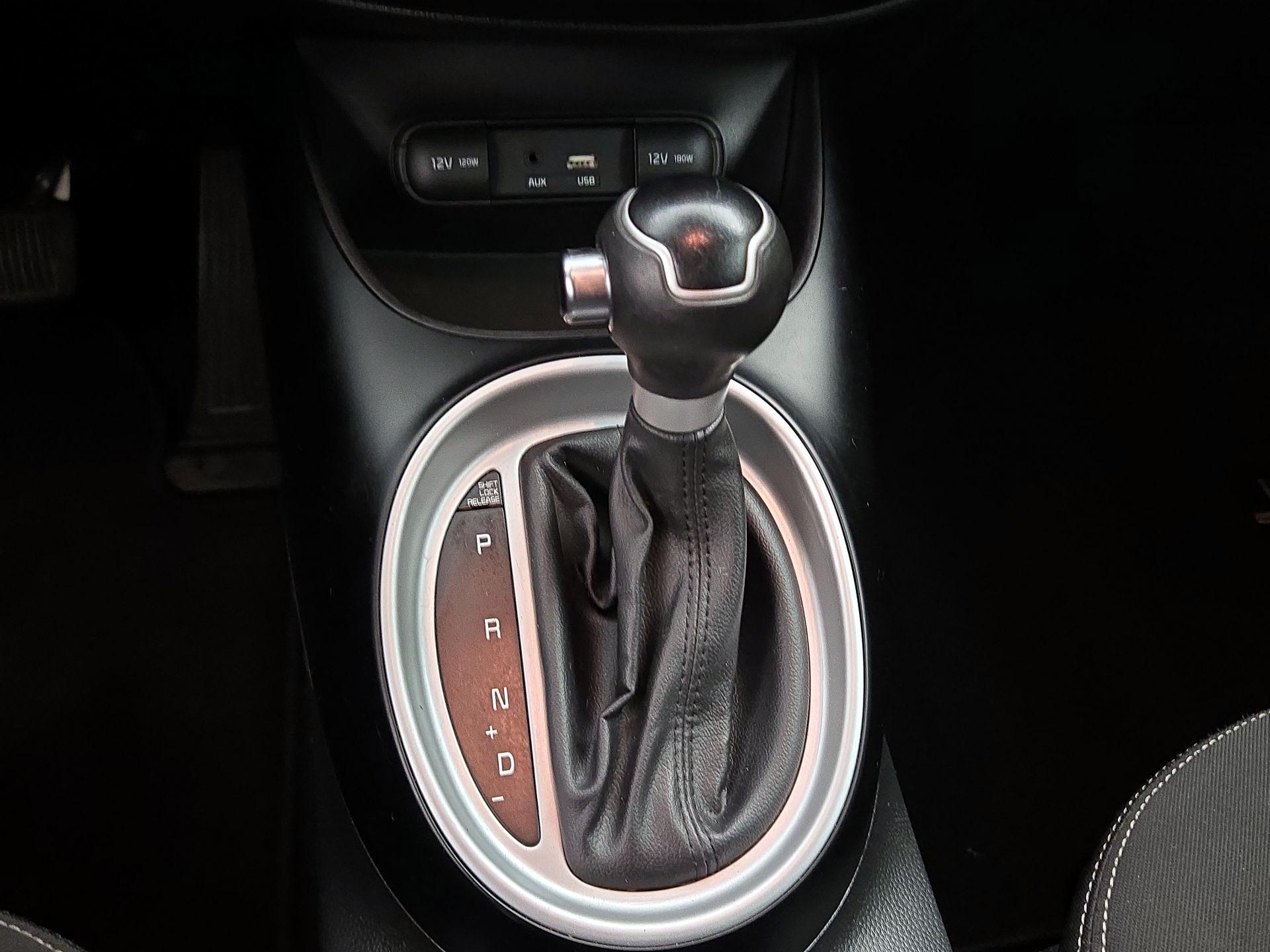 Thumbnail: 2016 Kia Soul - 16