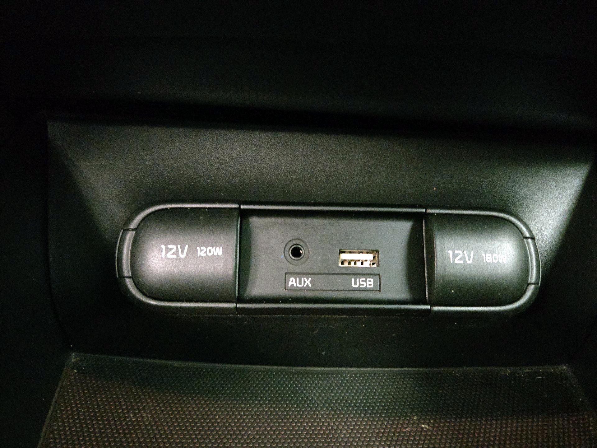 Thumbnail: 2016 Kia Soul - 17