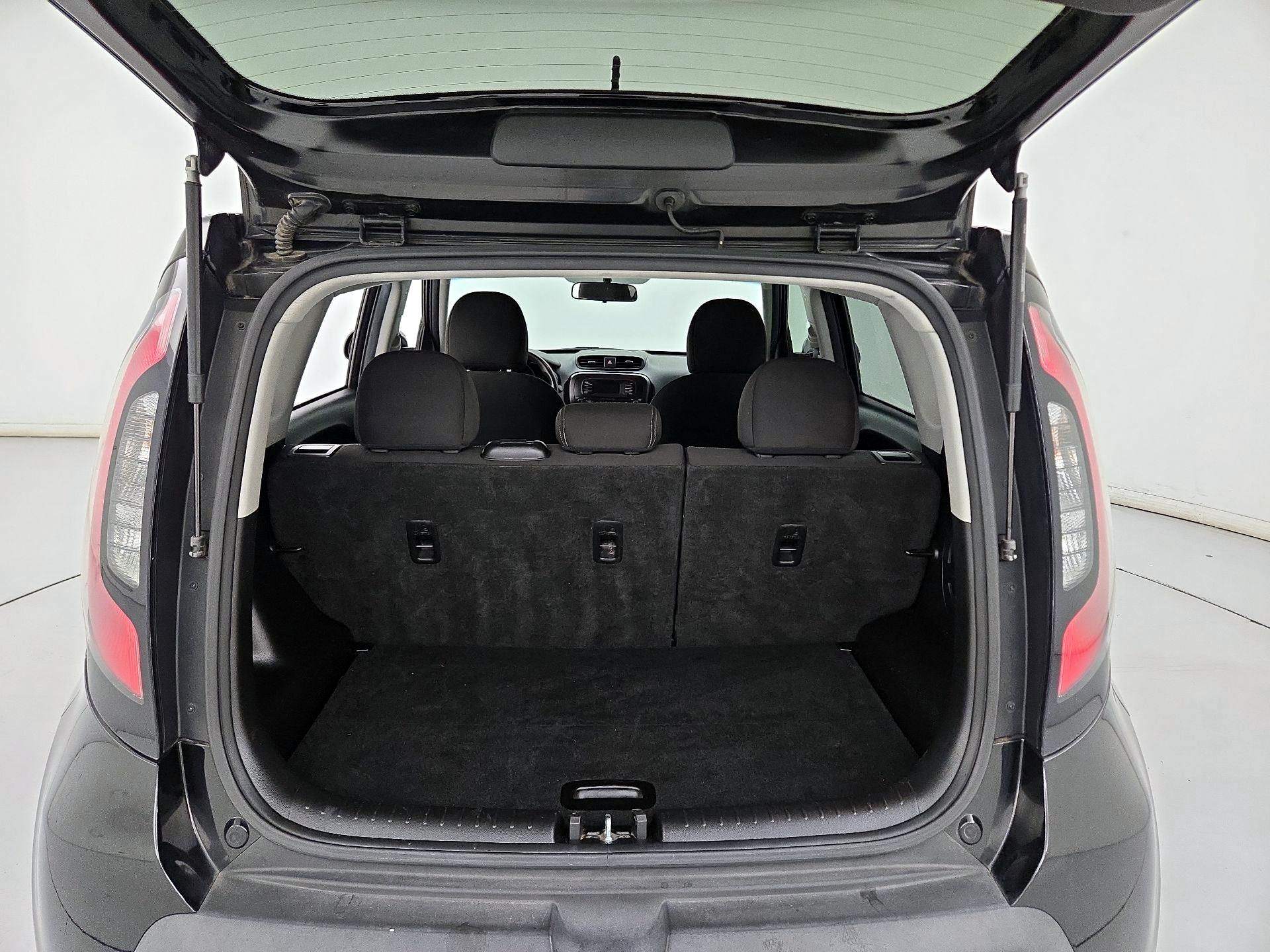 Thumbnail: 2016 Kia Soul - 19