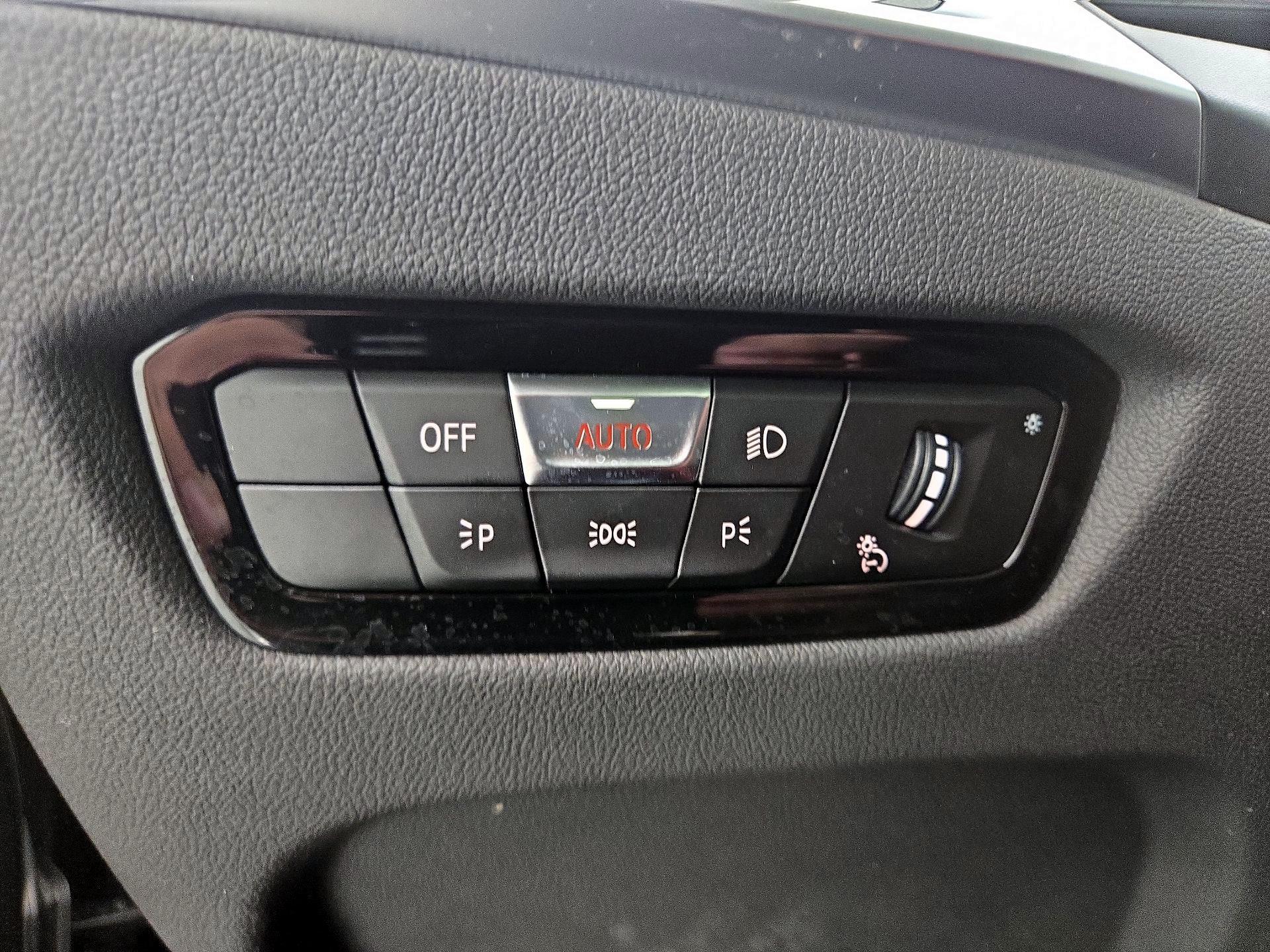 Thumbnail: 2024 BMW 2 Series - 13