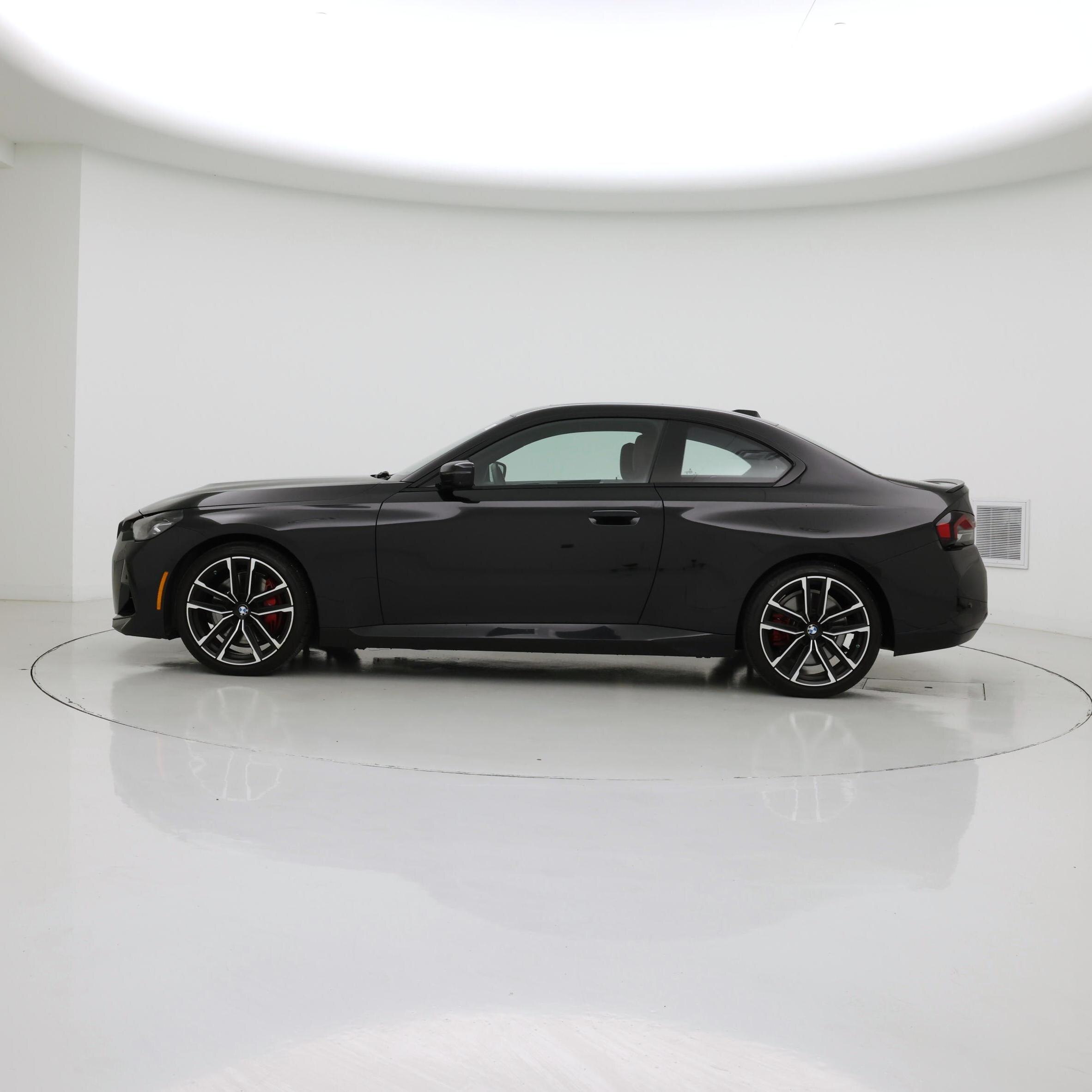 Thumbnail: 2024 BMW 2 Series - 3