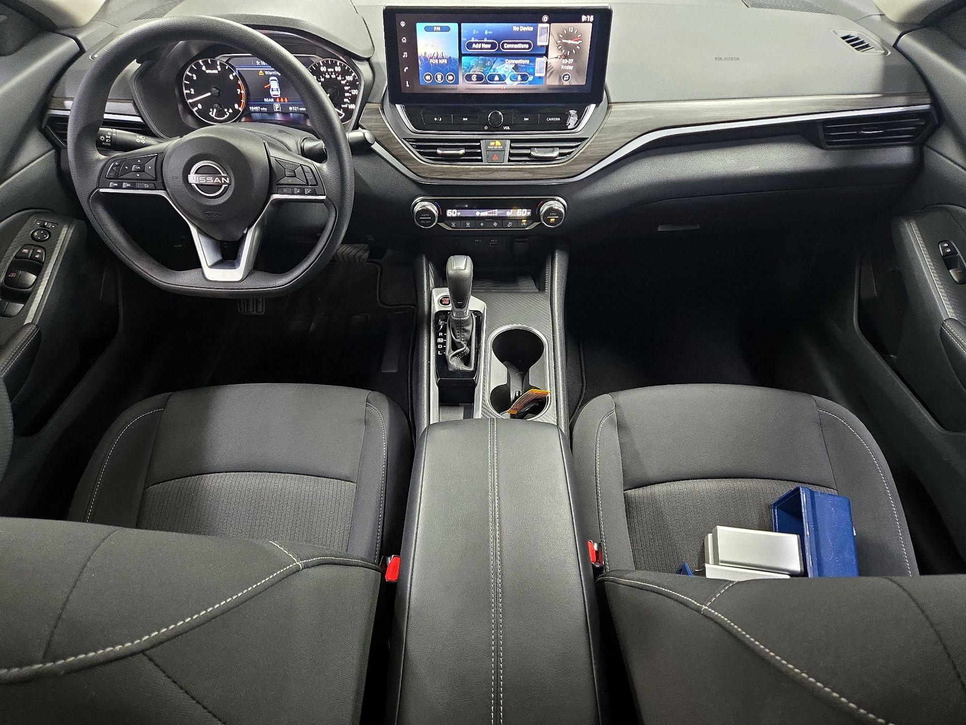 Thumbnail: 2025 Nissan Altima - 9