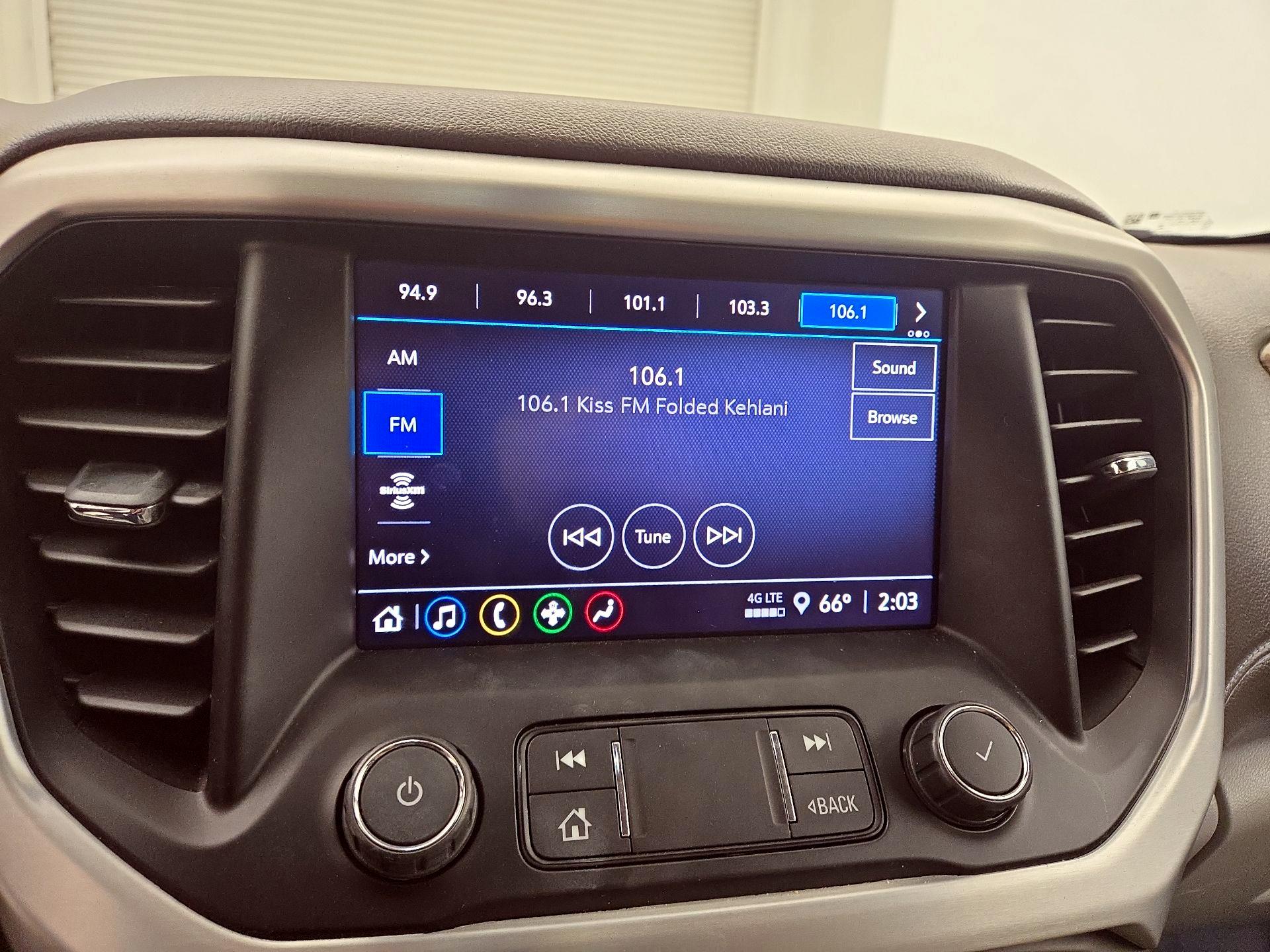 Thumbnail: 2022 GMC Acadia - 15