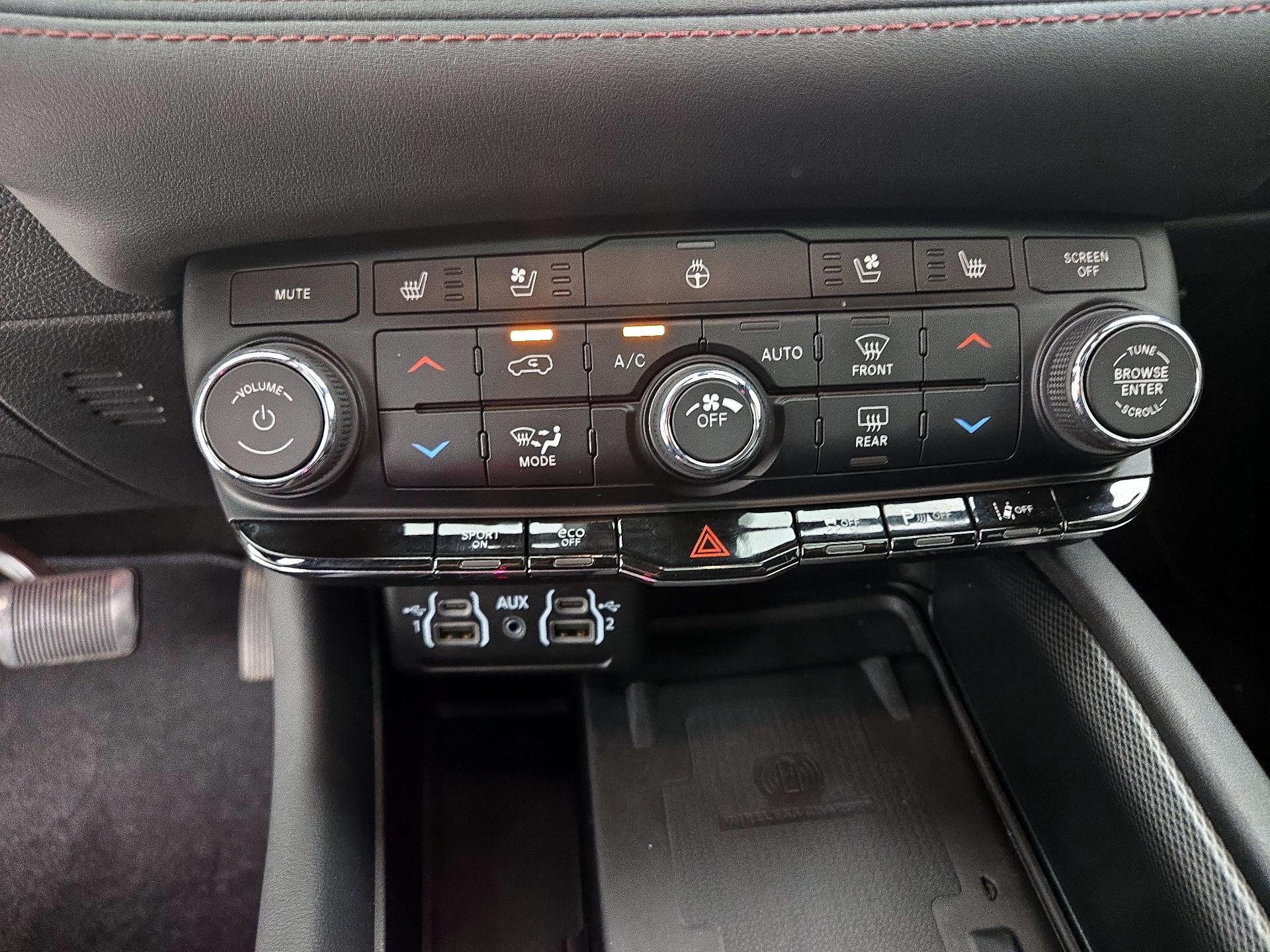 Thumbnail: 2022 Dodge Durango - 17
