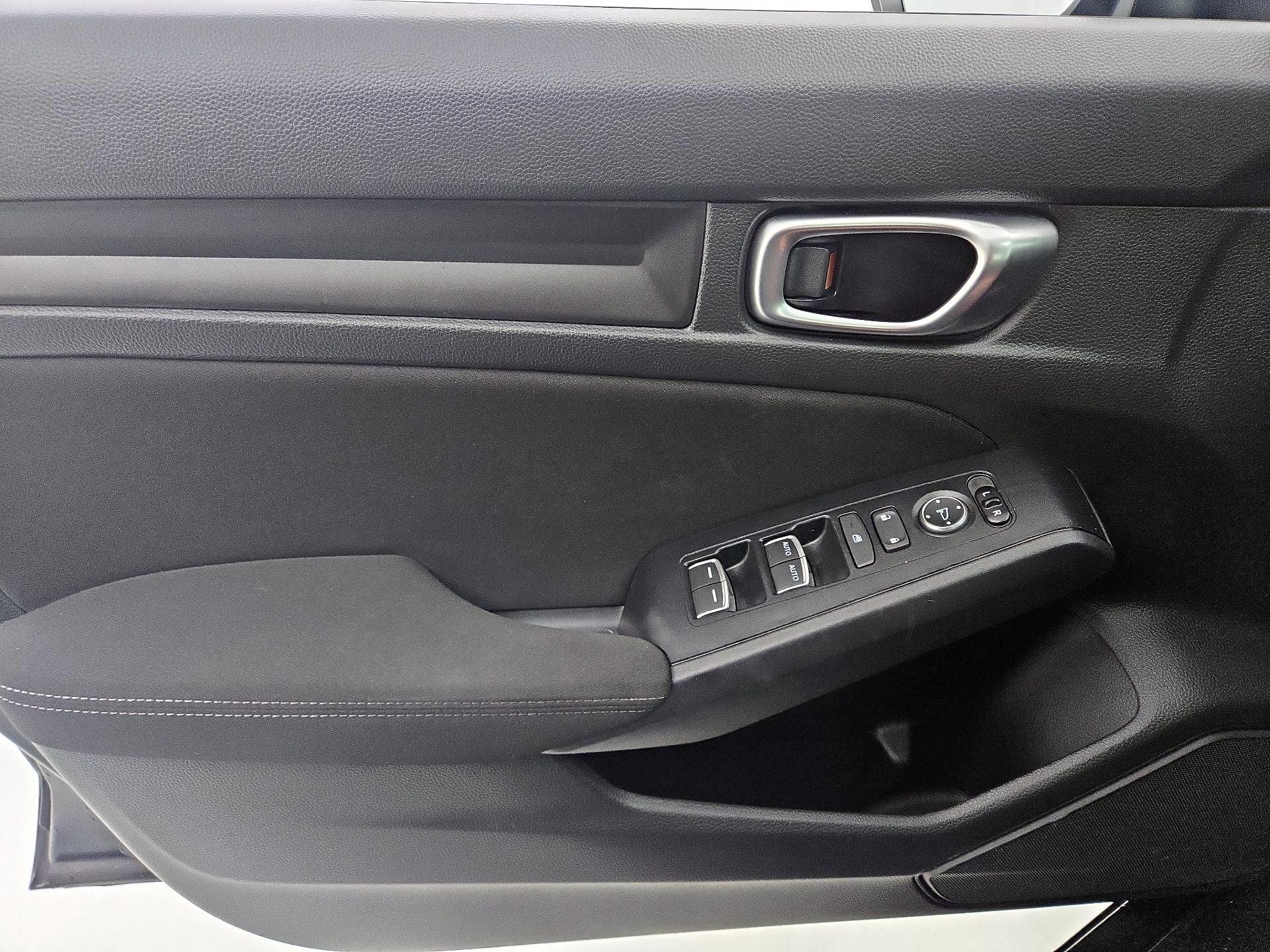 Thumbnail: 2023 Honda Civic - 12