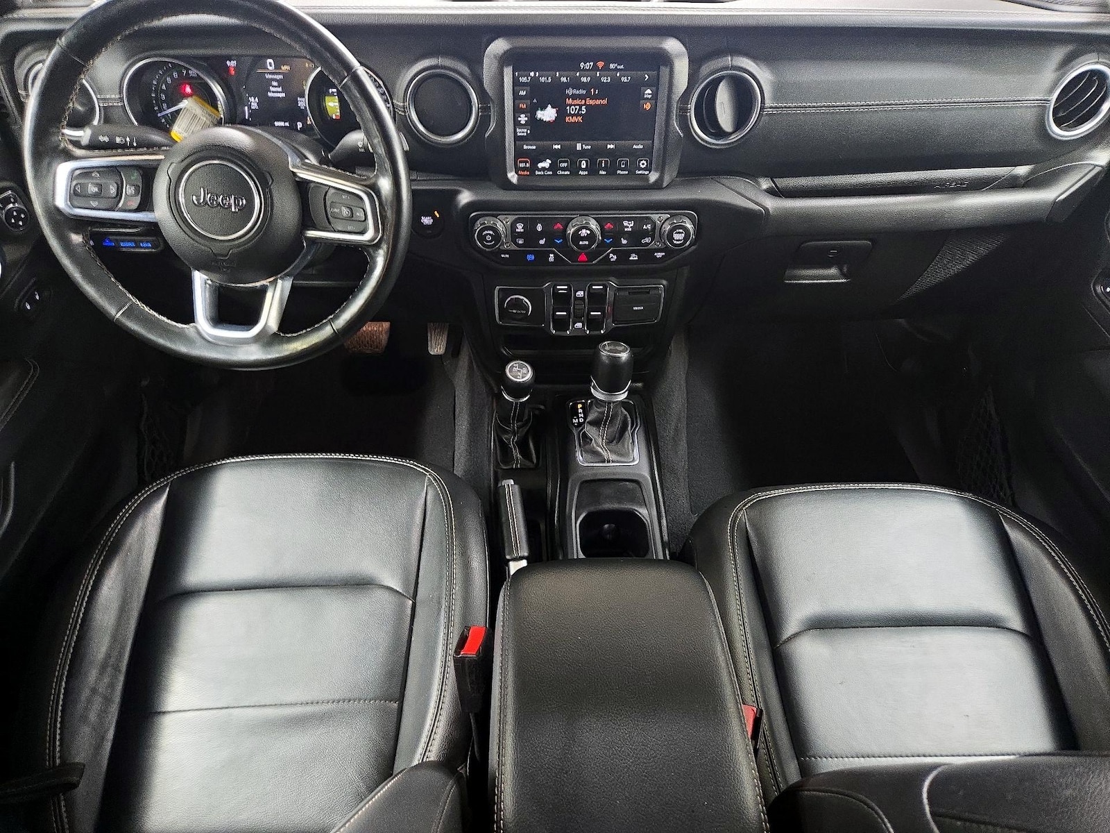 Apple CarPlay® & Android Auto™